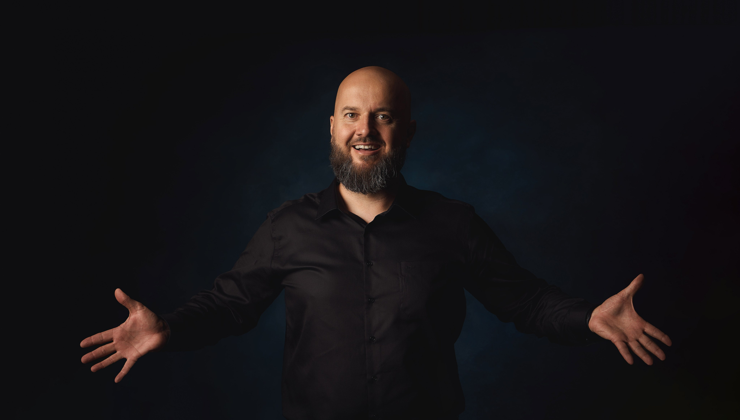 Портретная семейная фотосессия в студии. Семейный фотограф Евгений Опарин