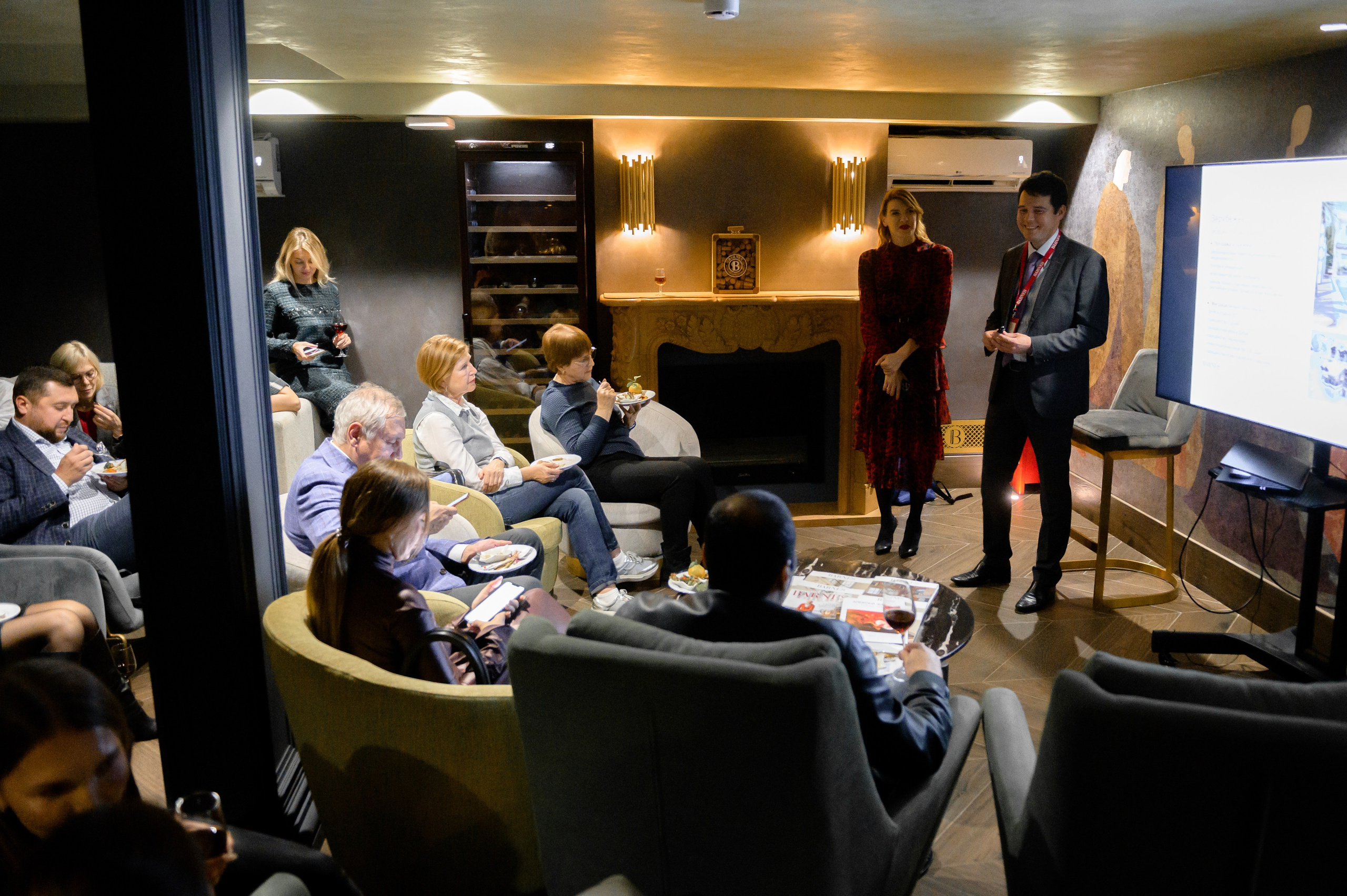 BARNES. РЕПОРТАЖНЫЙ И БИЗНЕС ФОТОГРАФ В МОСКВЕ, ЕГОР НИКОЛАЕВ