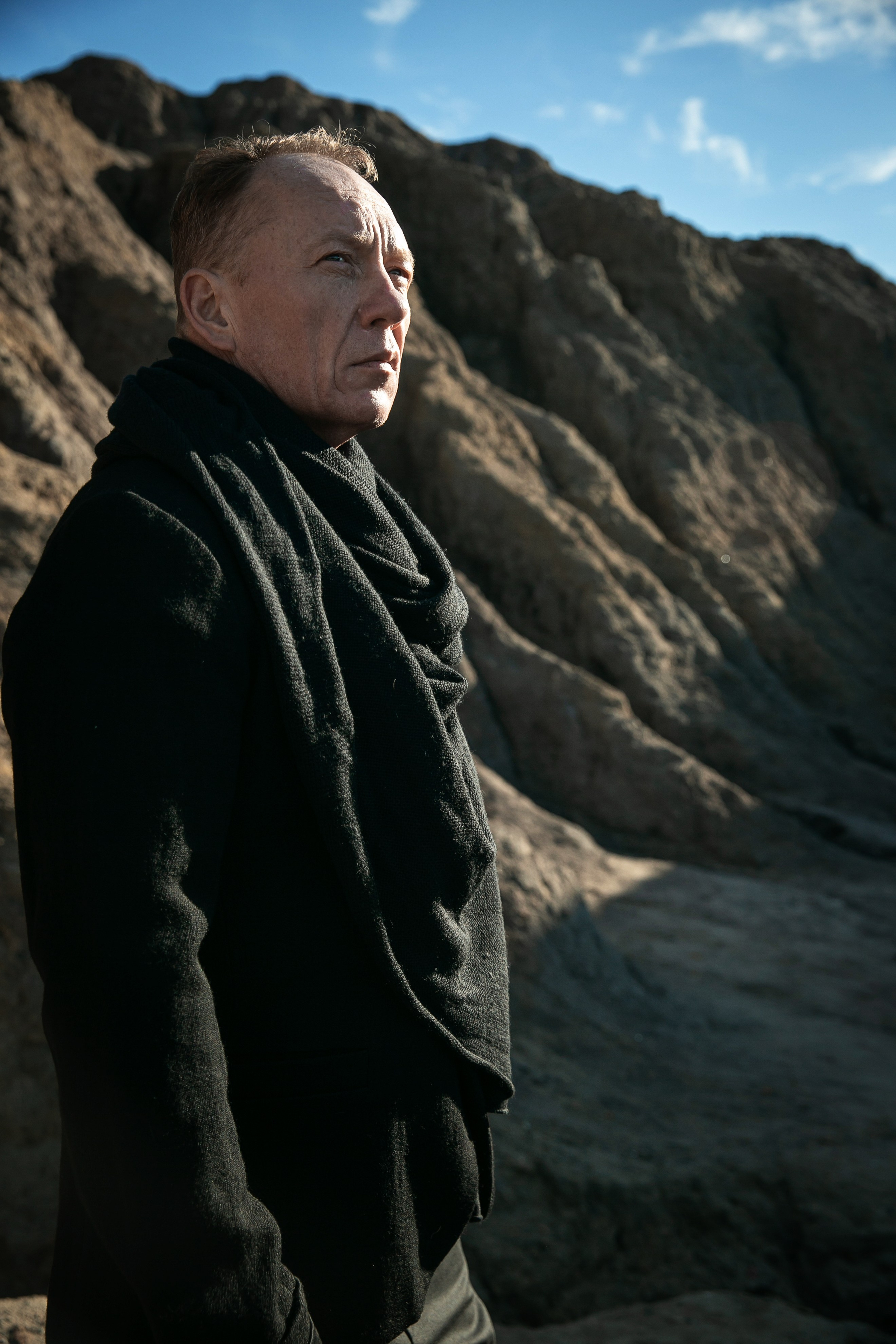 Editorial for multi-brand boutique «ЧОрная икра». АННА ВЕРСО / ANNA VERSO | Визуальный художник / Visual artist