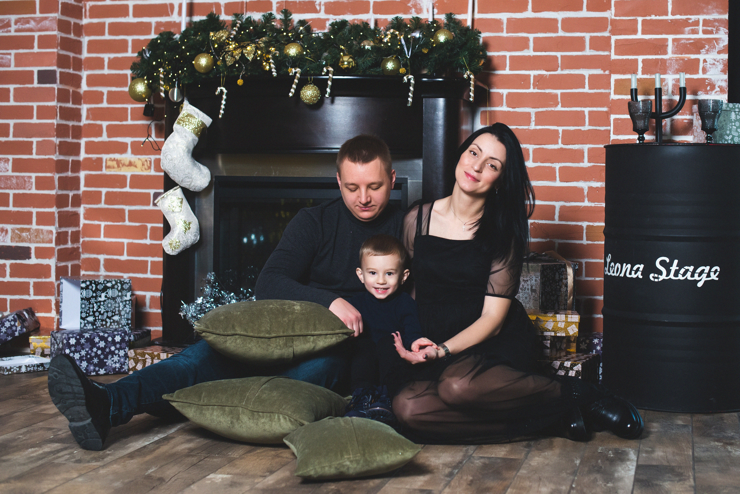 Пузатый Новый Год. Визуальный художник «Границы внутри»