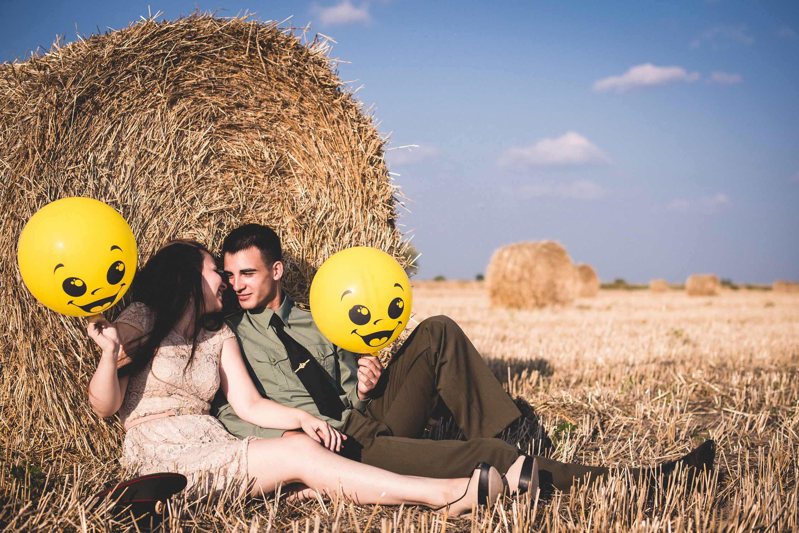 Лав на снопах. Визуальный художник «Границы внутри»