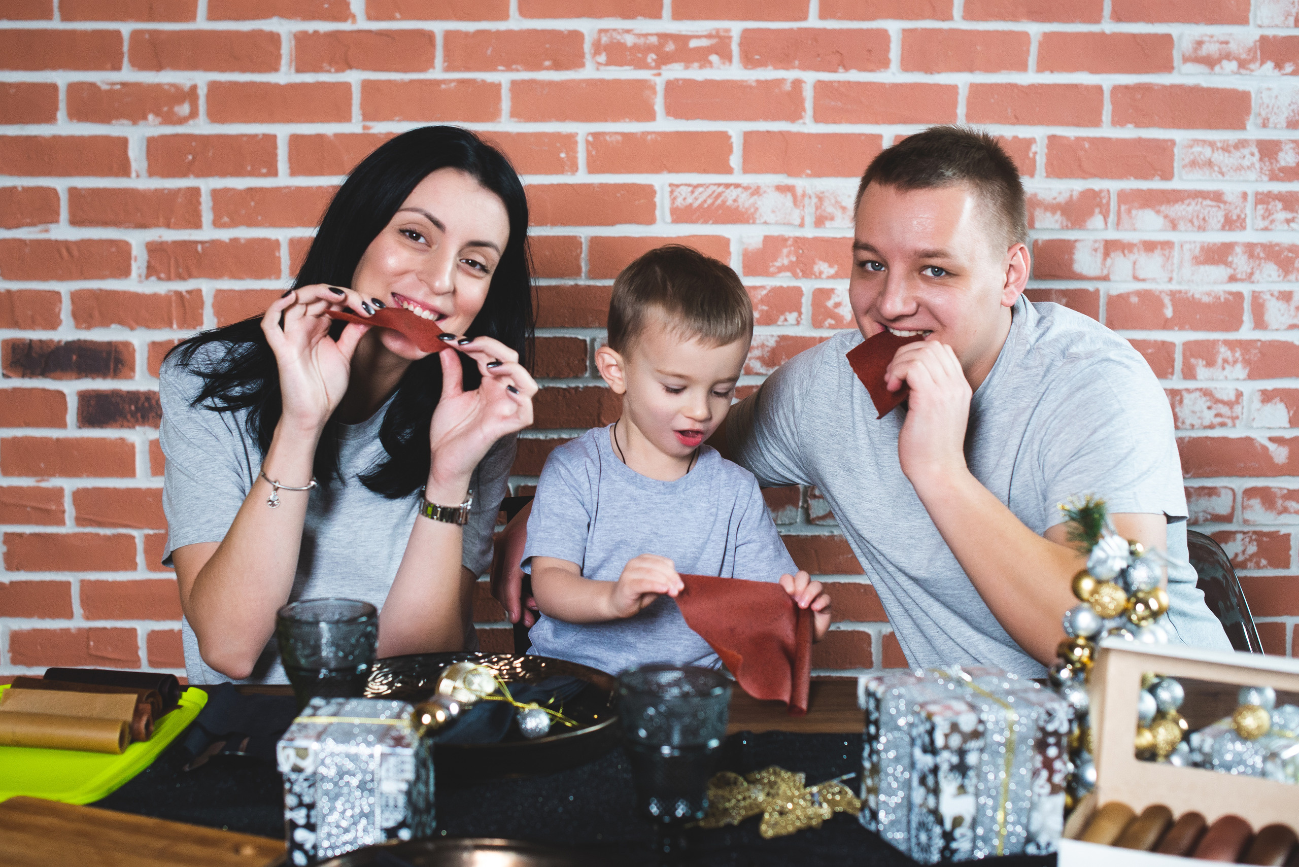 Пастила и фруктовые чипсы. Визуальный художник «Границы внутри»