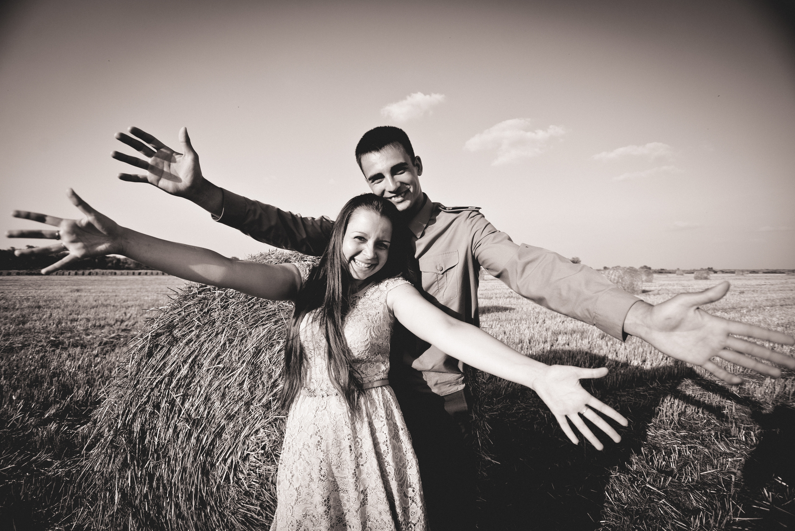 Лав на снопах. Визуальный художник «Границы внутри»