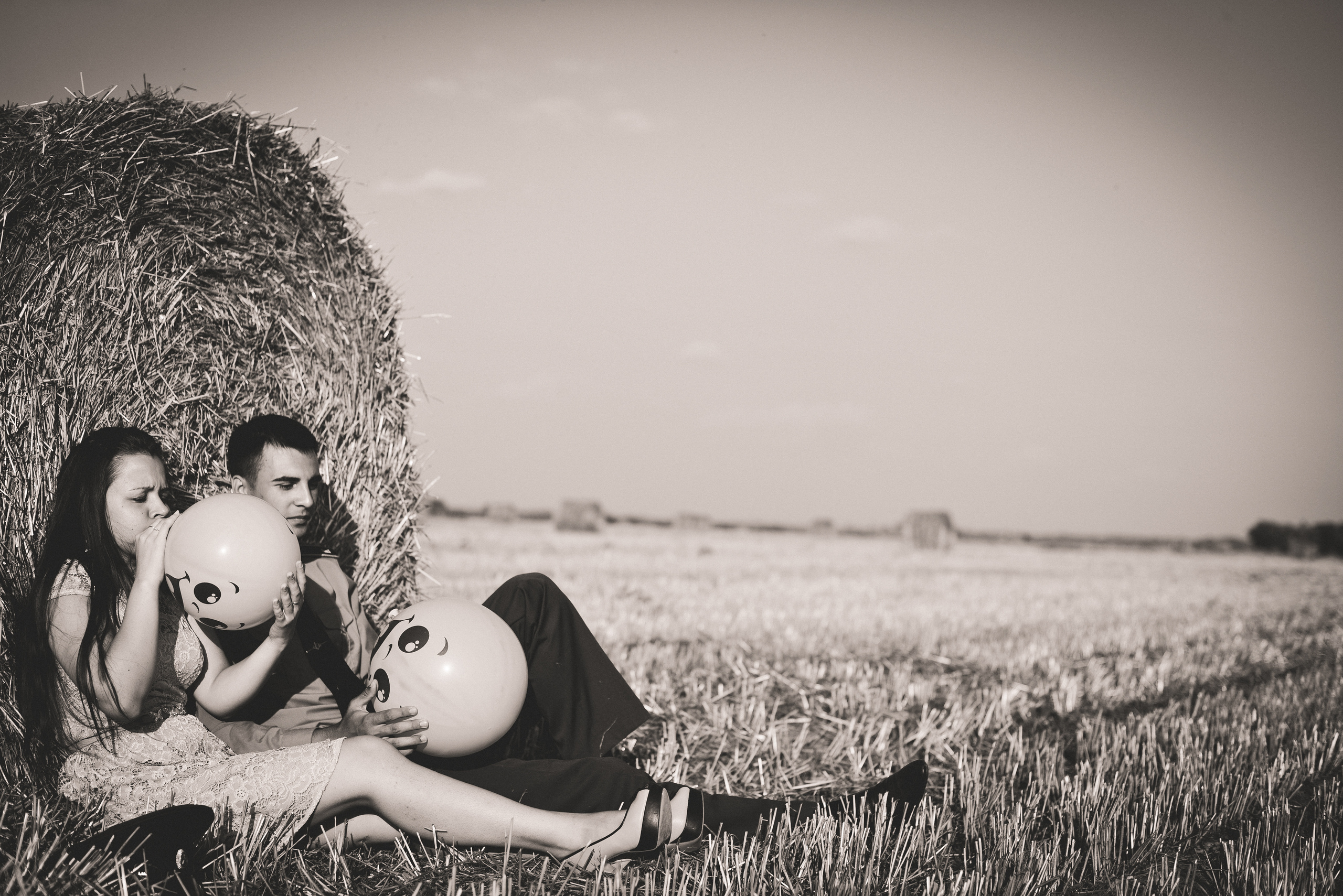 Лав на снопах. Визуальный художник «Границы внутри»