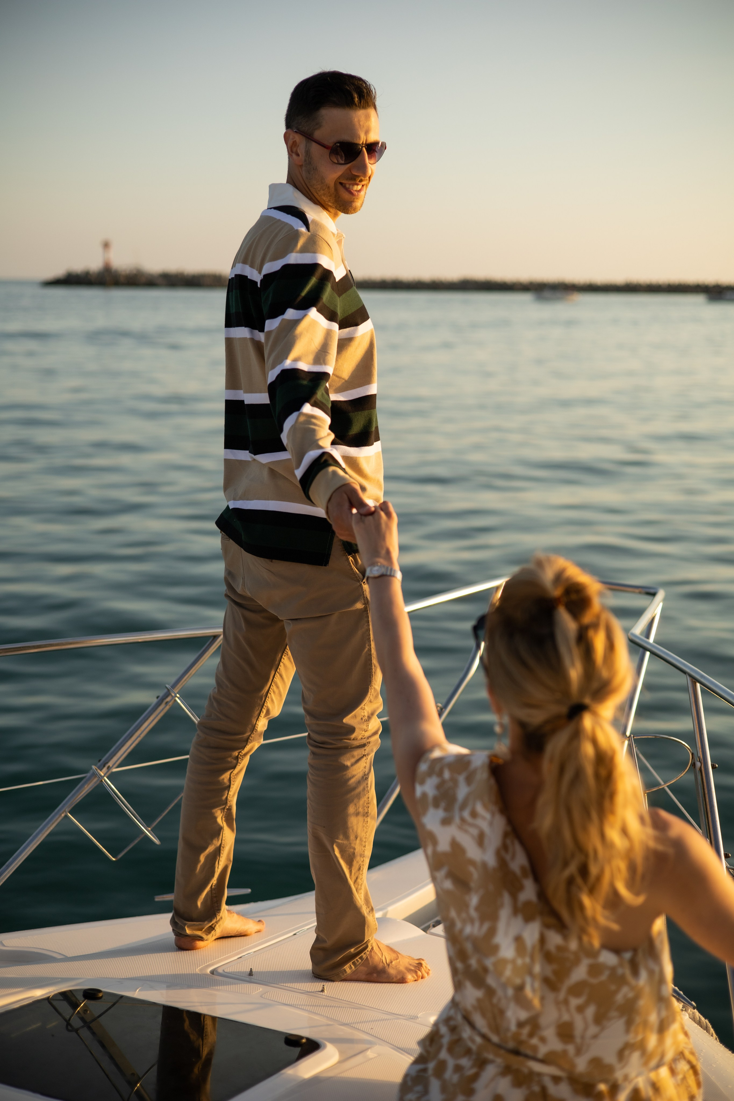 Закат на яхте. Семейный и Свадебный фотограф в Сочи