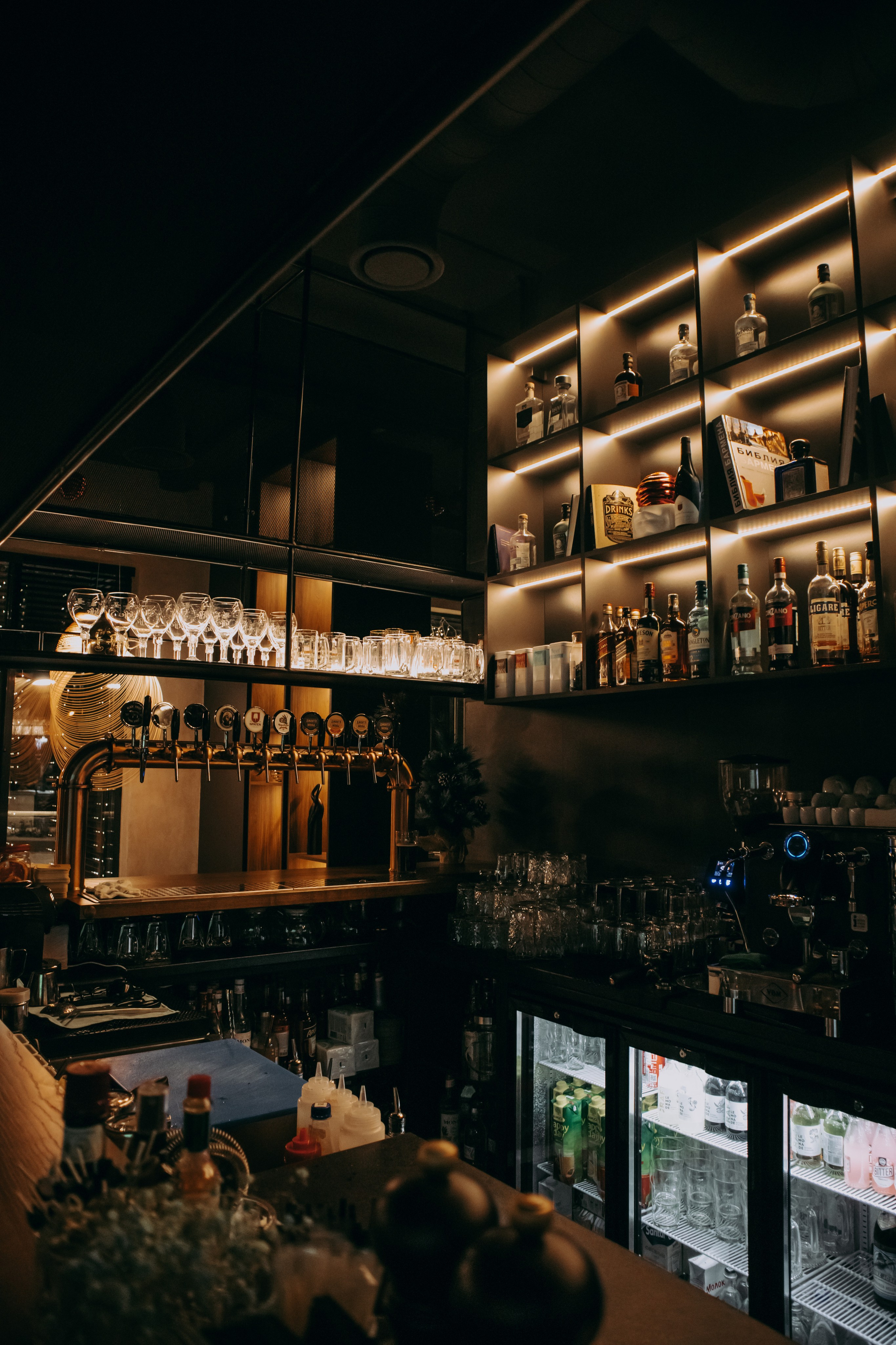 Ресторан Джентлмены. KRIS KRUPINNIKOVA