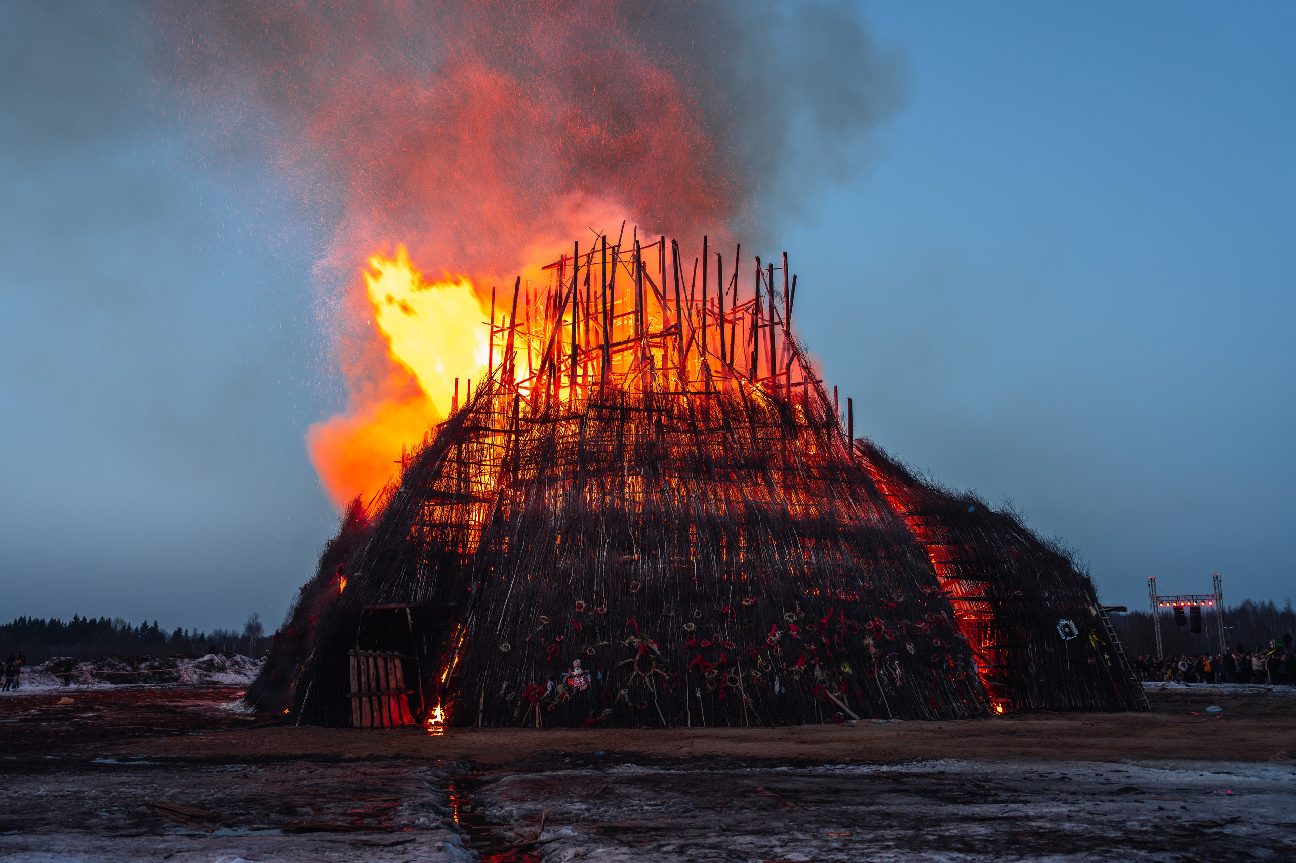 Масленица в Никола — Ленивце. @tomrus: Рустам Шагиморданов — фотограф