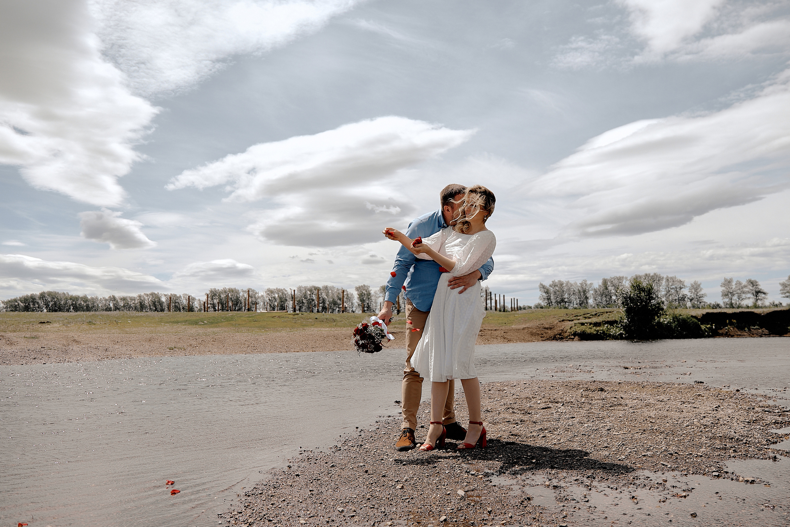 Ветер и Prosecco. Свадебный и семейный фотограф в Магнитогорске Женя Иванова