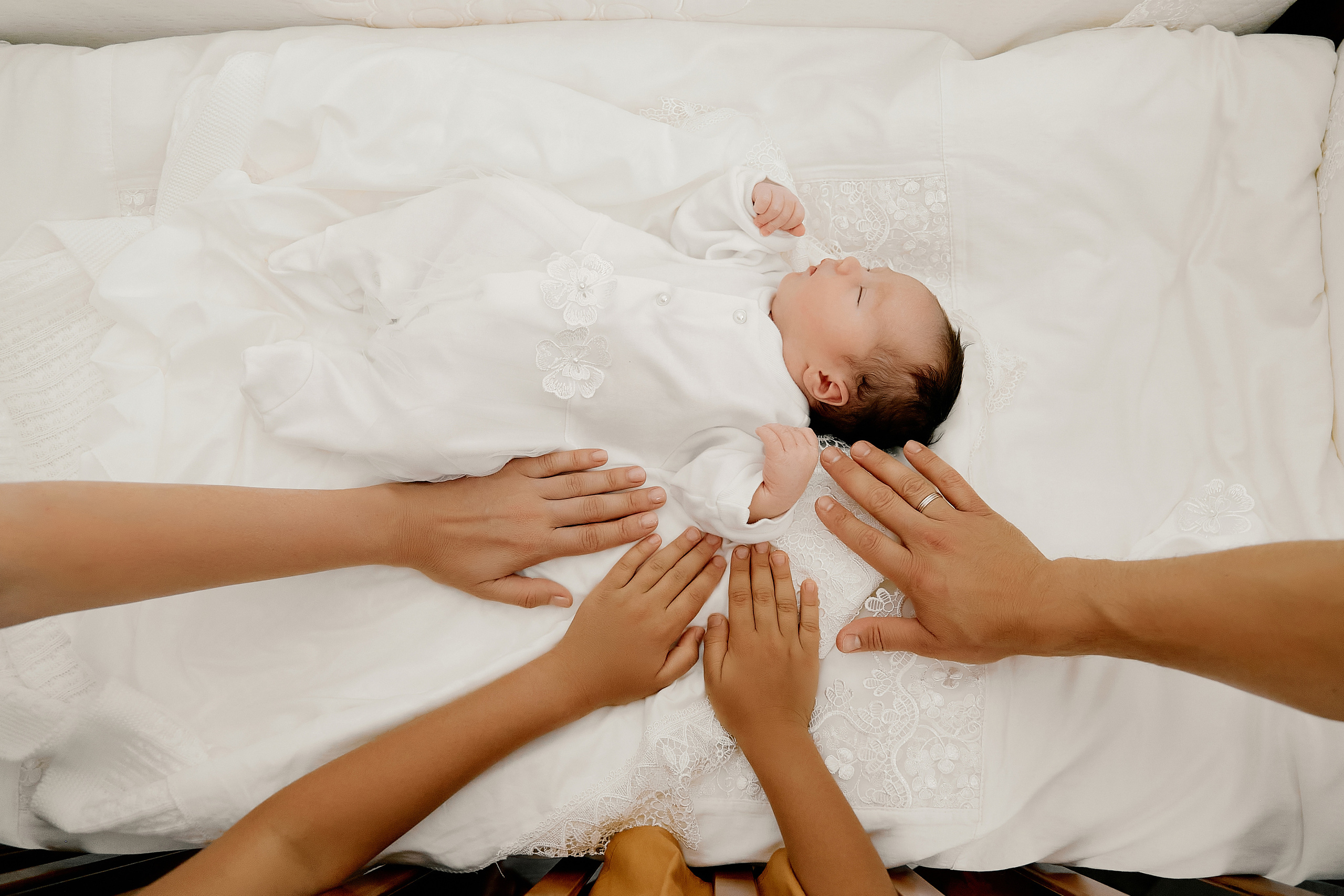 Фотосессия беременности и выписки из роддома в Магнитогорске. Свадебный и семейный фотограф в Магнитогорске Женя Иванова