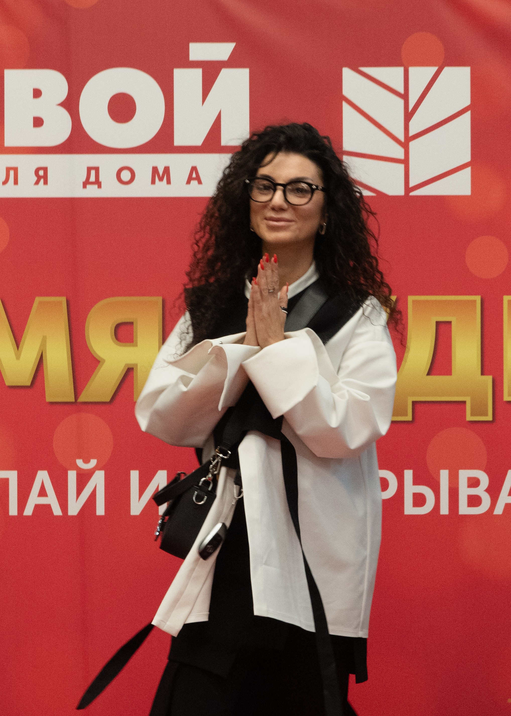 Показ Мод БФ «Исток Жизни». Дети с «Безграничными Возможностями». Портретный Семейный Fine-Art фотограф в Санкт-Петербурге Криулина