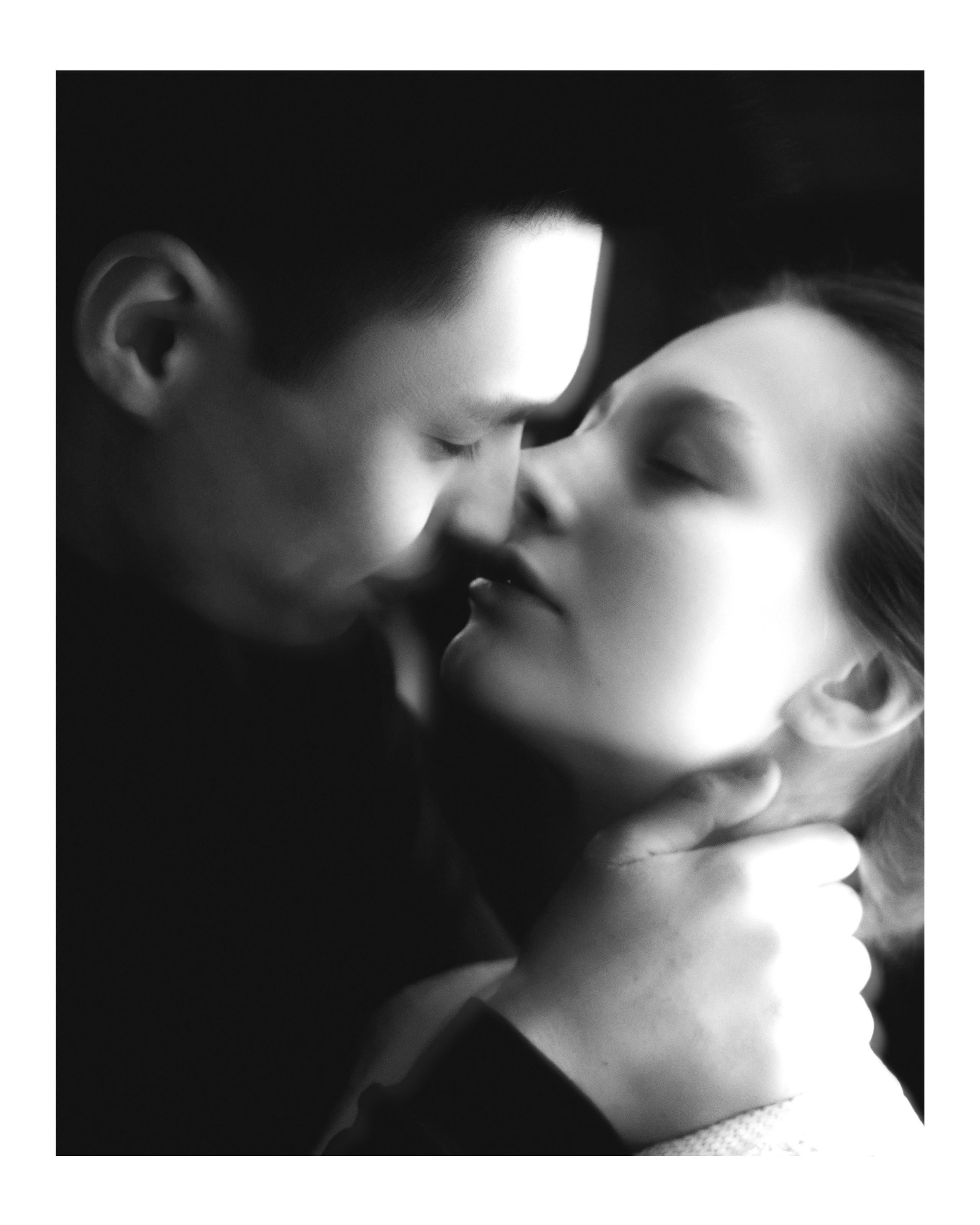 Виктория и Рос в старом фонде Петербурга. Varygraphy