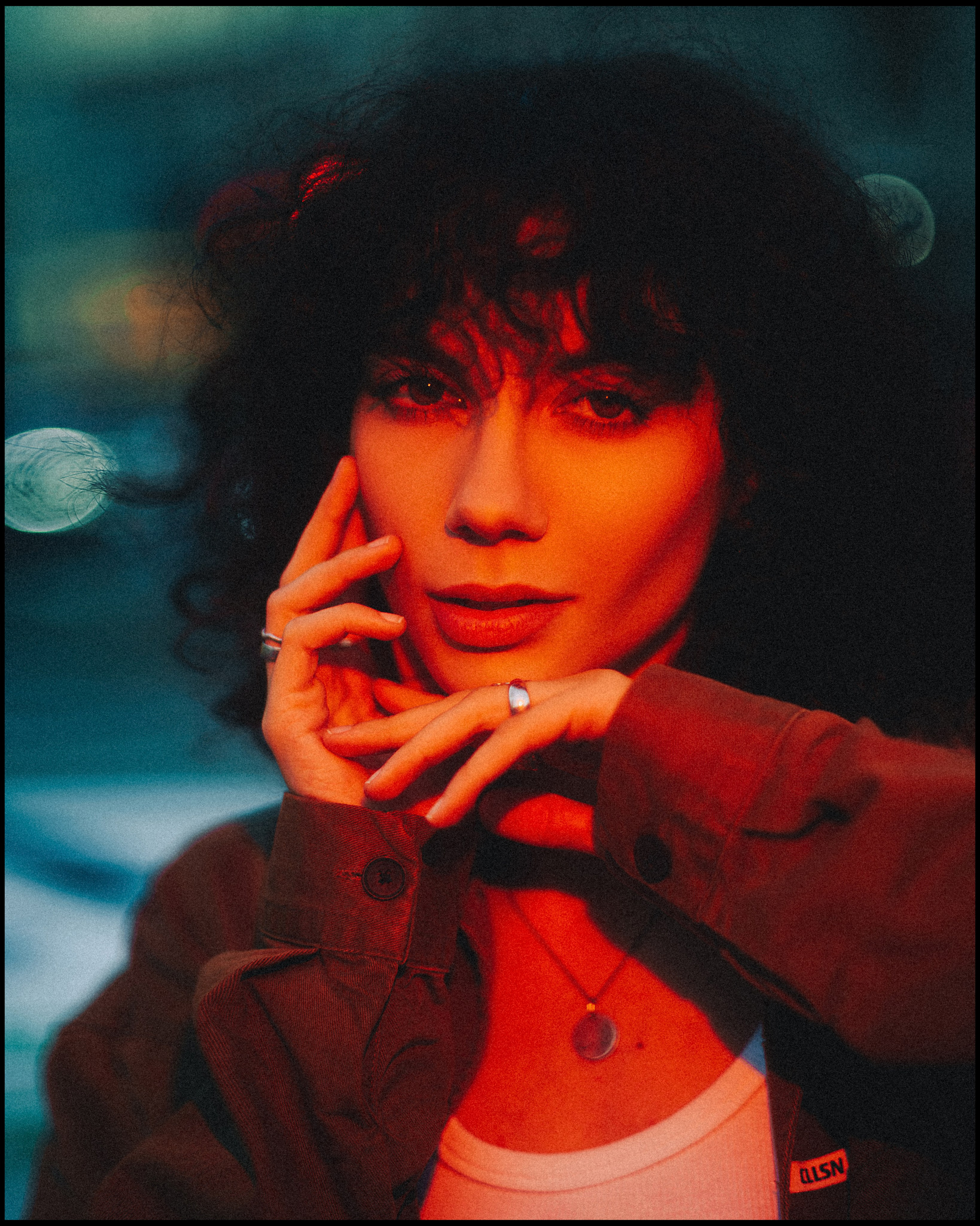 съёмка с цветным светом в центре города Петербурге плёночная обработка цифровые фотографии, обучение фотографии онлайн и оффлайн