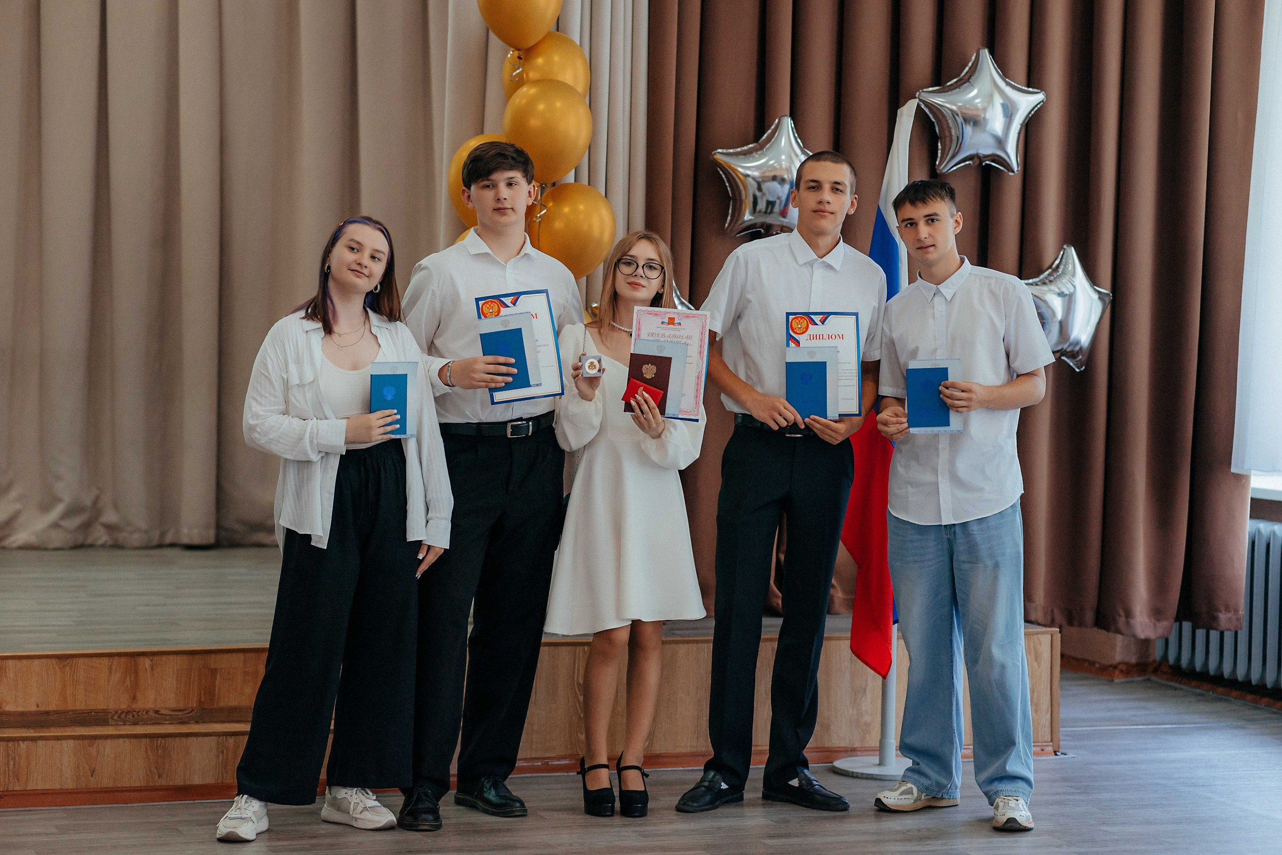 Школьный фотограф в Барнауле | Школьные фотосессии. Репортажный (Event) фотограф в Барнауле | Даниил Маркин | Качество и вайб