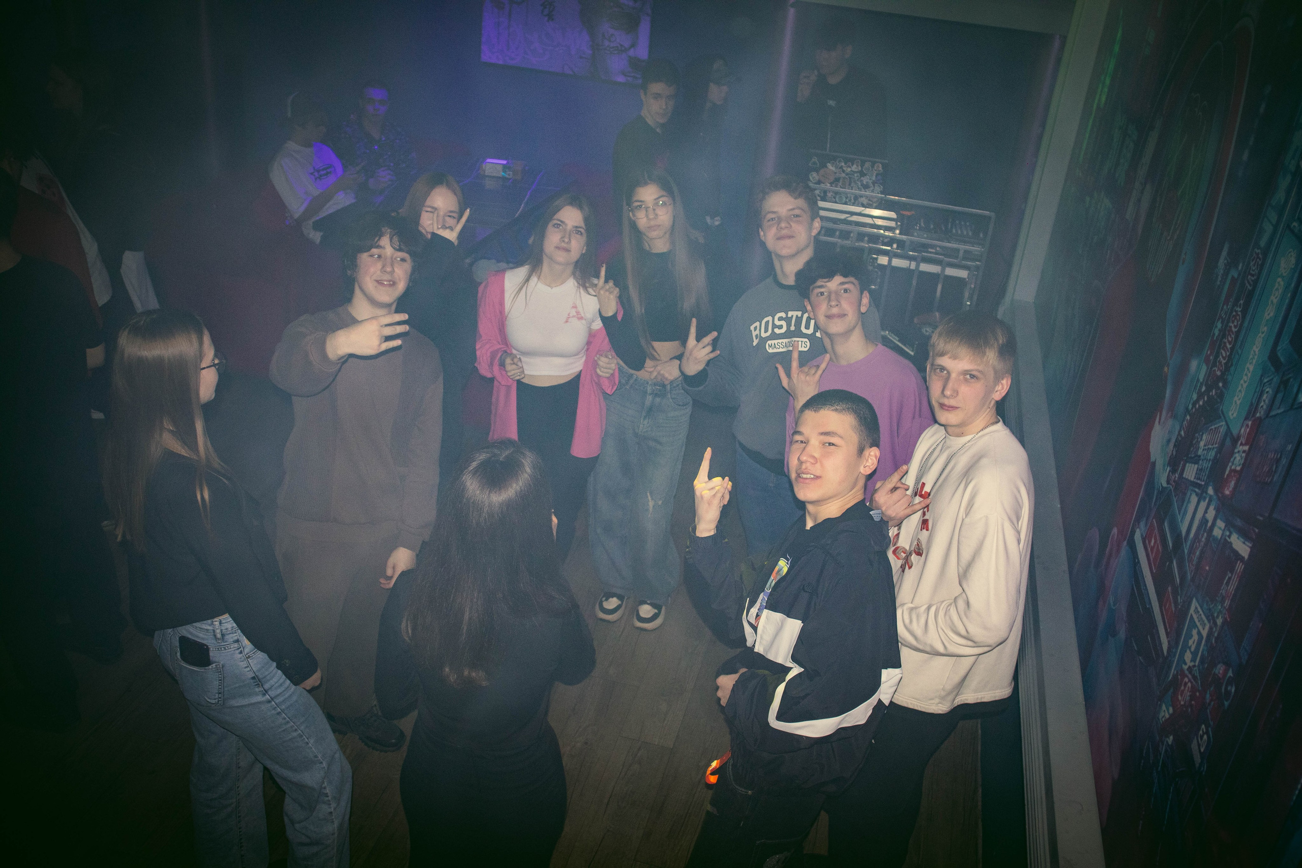 MOSHPIT. Фотограф и видеограф в Бугульме Аня Трутнева