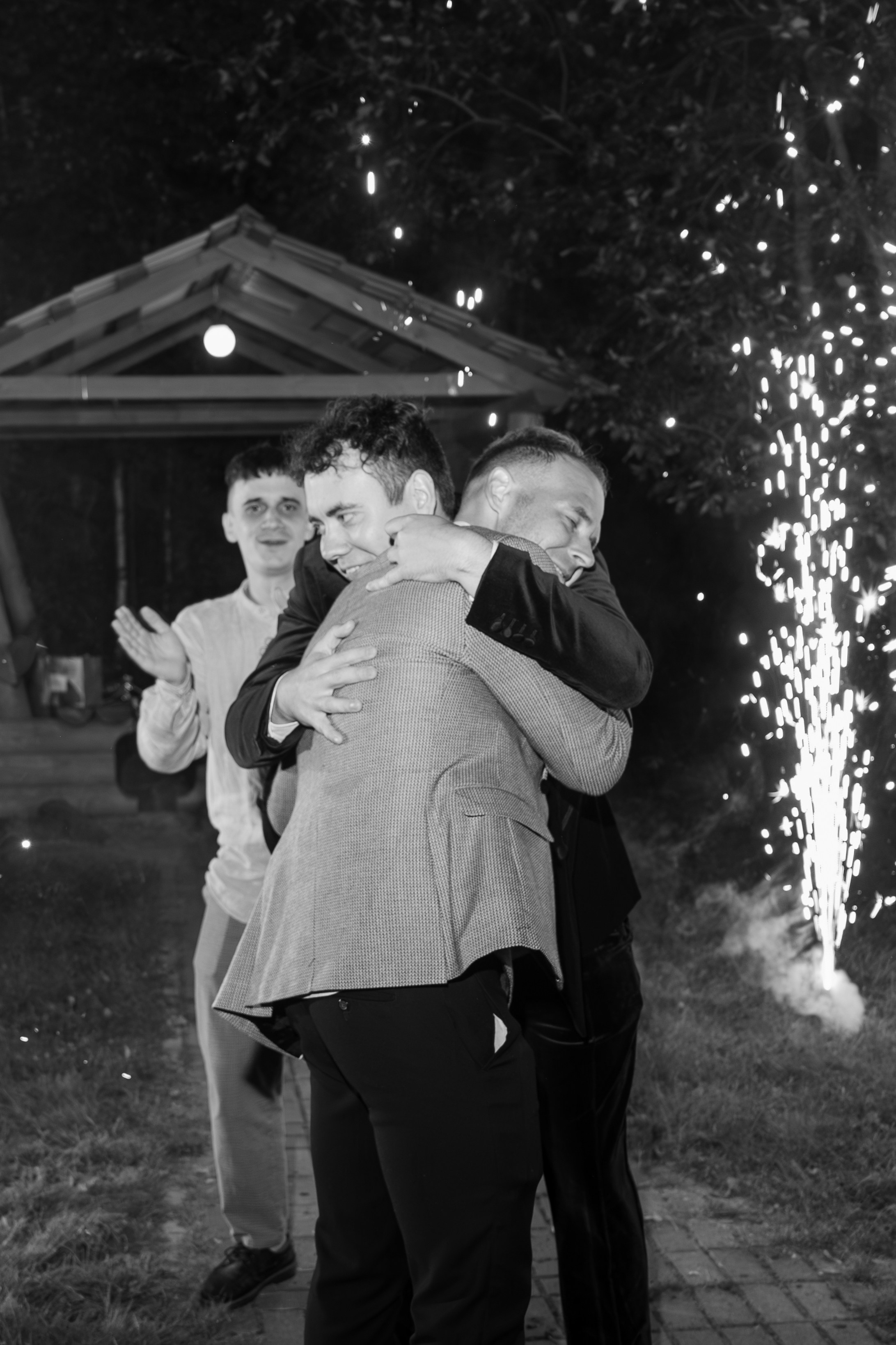 Свадьба — вечеринка Пожары любви Игорь и Юлия. Свадебный и репортажный фотограф Элина Козырьянова