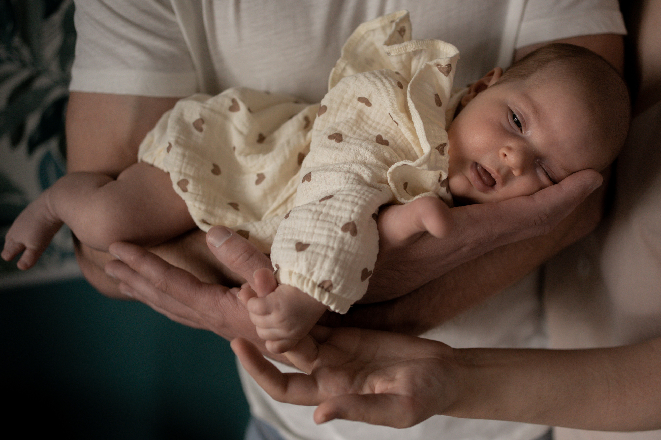 Даша, Никита и Ева. Фотограф грудного вскармливания в Москве Екатерина