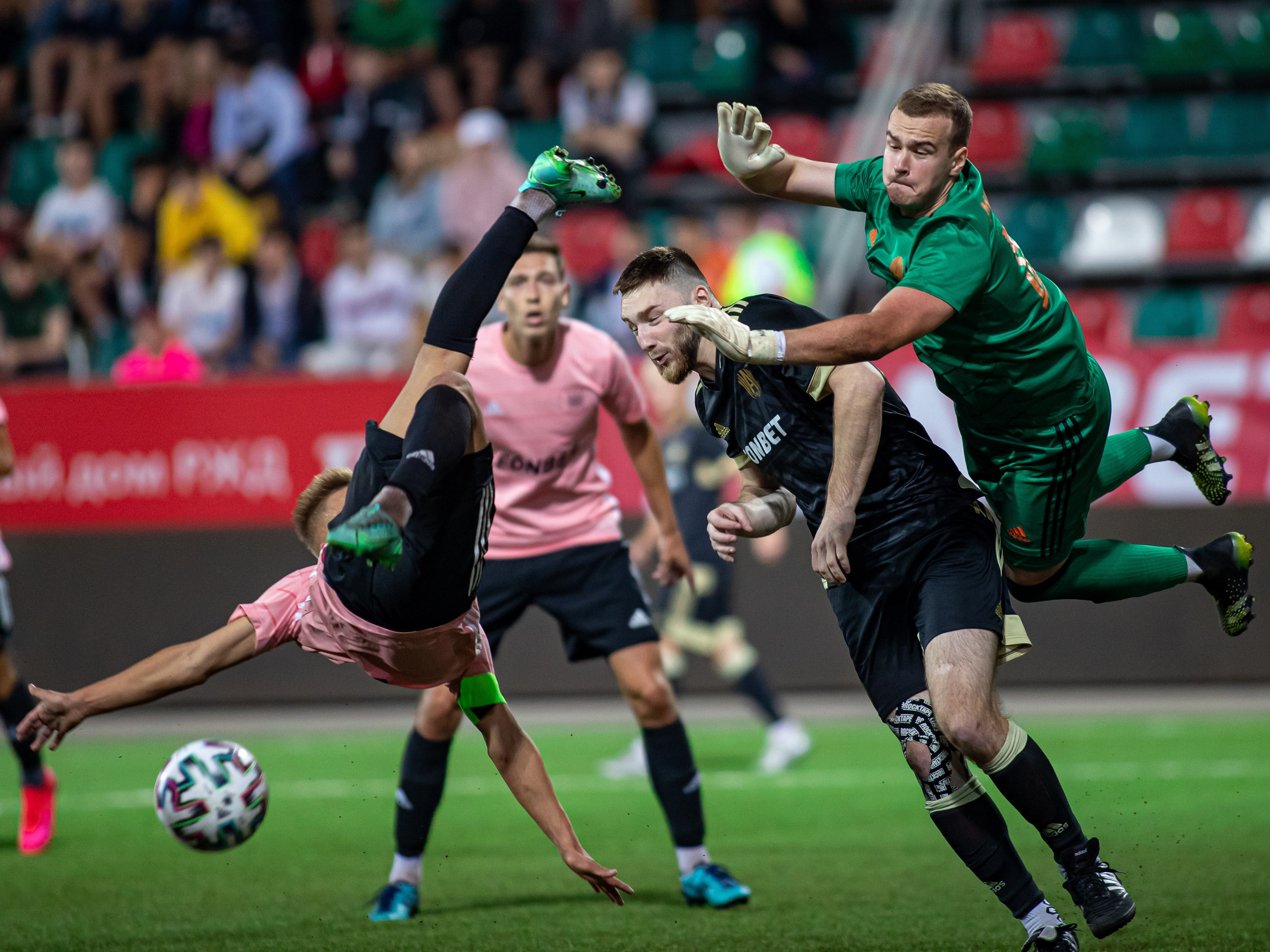 Футбол. Спортивный фотограф Серёжа Демченко