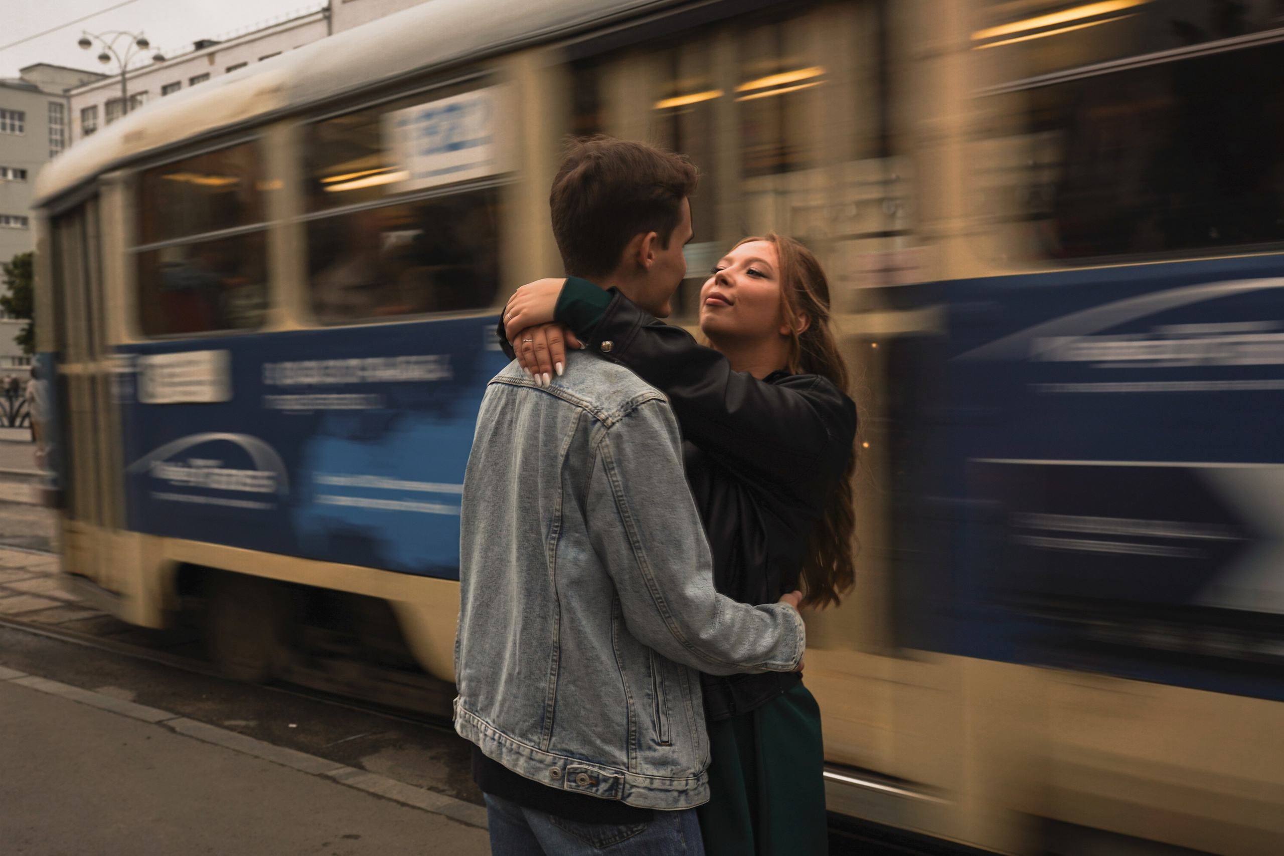 За малиновым солнцем