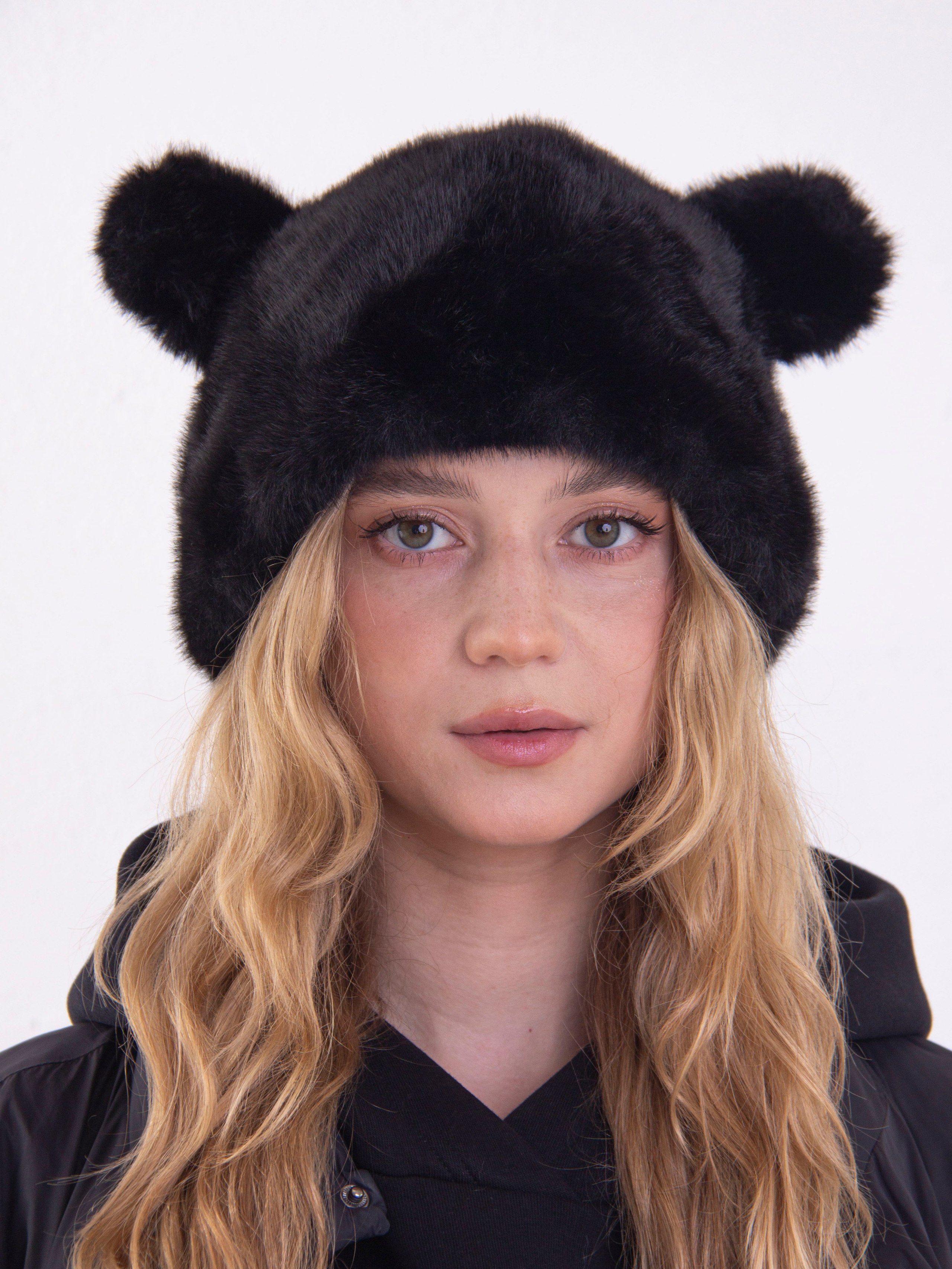 Hats. Фотограф для брендов Любовь Батина (Спб/Мск)