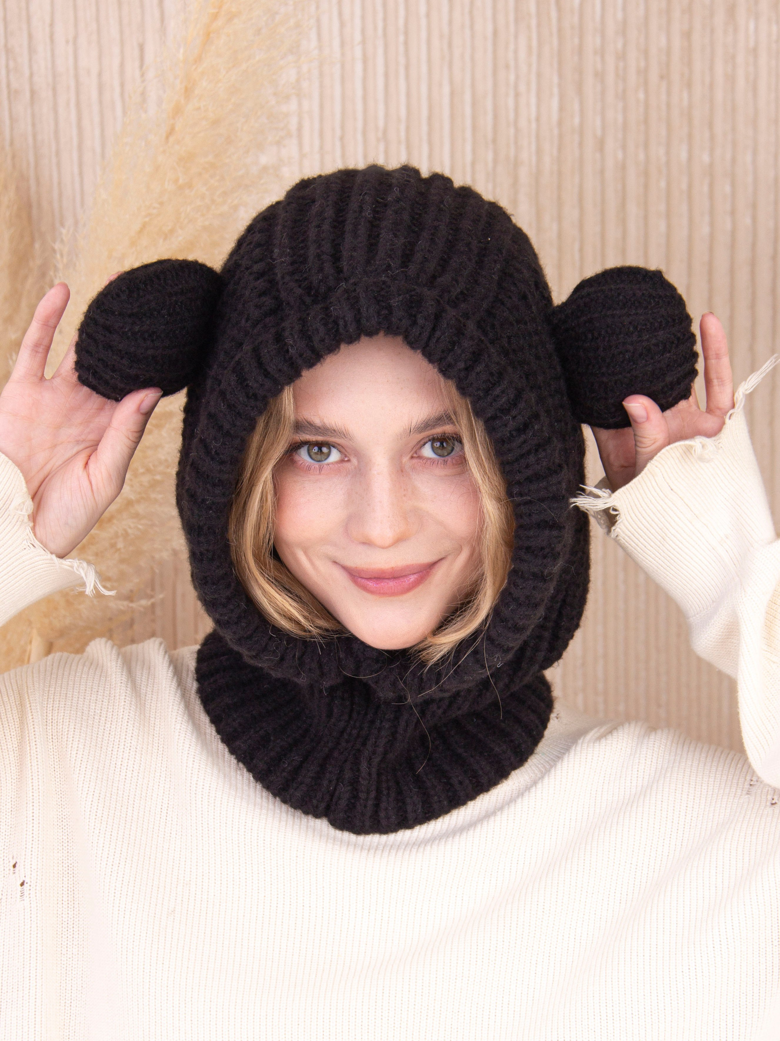 Hats. Фотограф для брендов Любовь Батина (Спб/Мск)