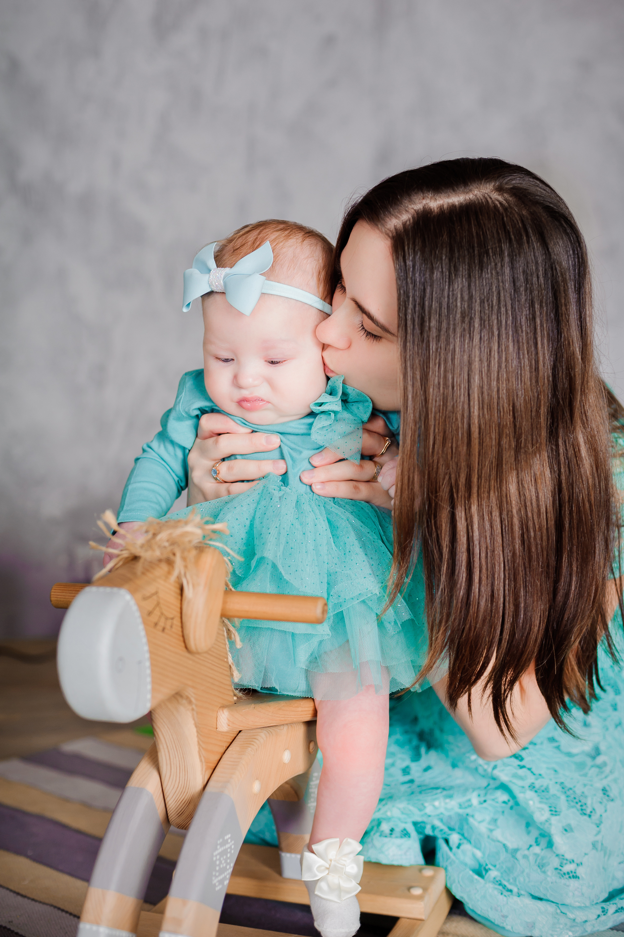 Детский и семейный фотограф в Рязани Валя Лялина. Фотограф новорождённых в Рязани, фотосъемка выписки из роддома, крещен