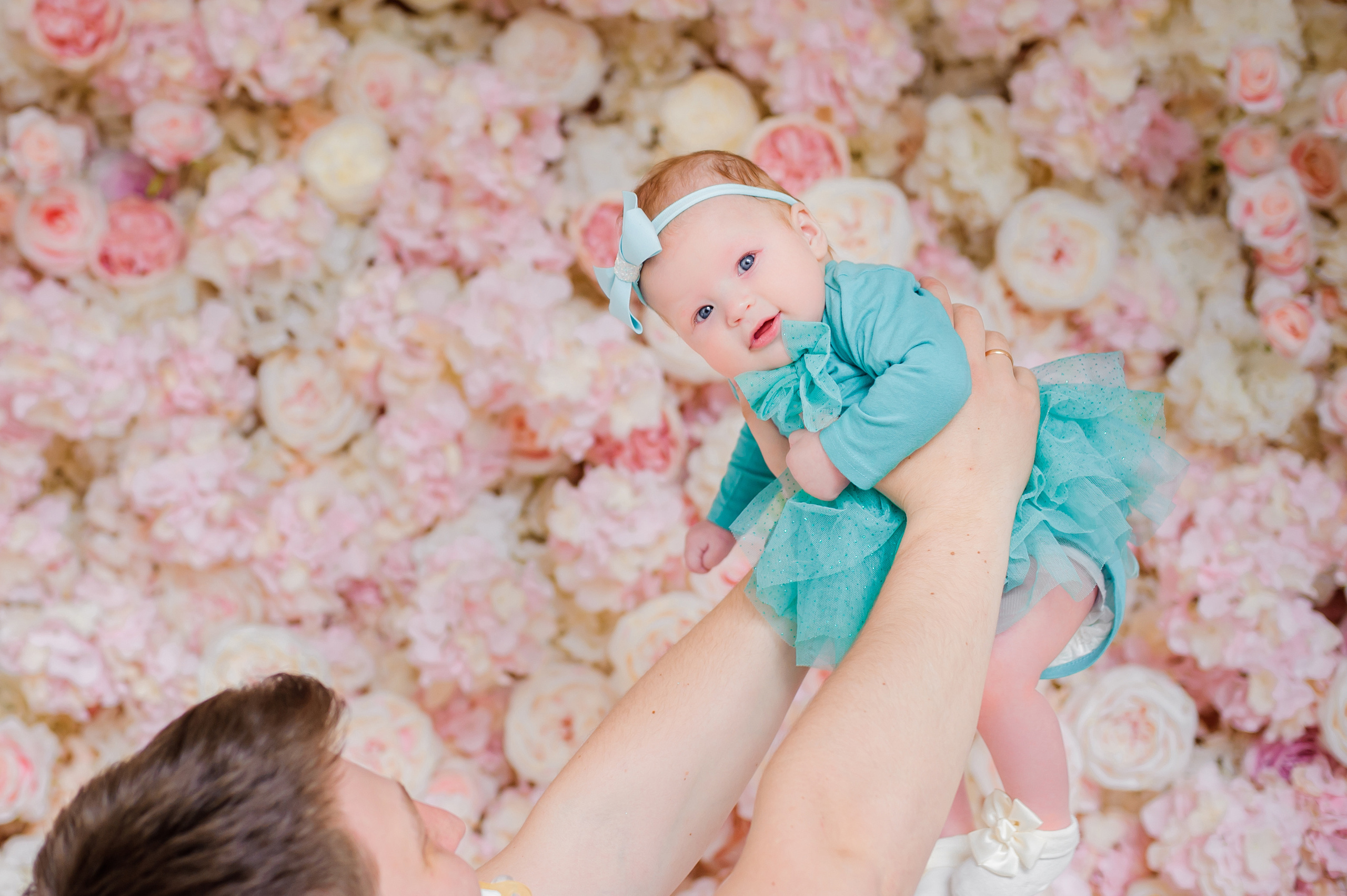 Детский и семейный фотограф в Рязани Валя Лялина. Фотограф новорождённых в Рязани, фотосъемка выписки из роддома, крещен