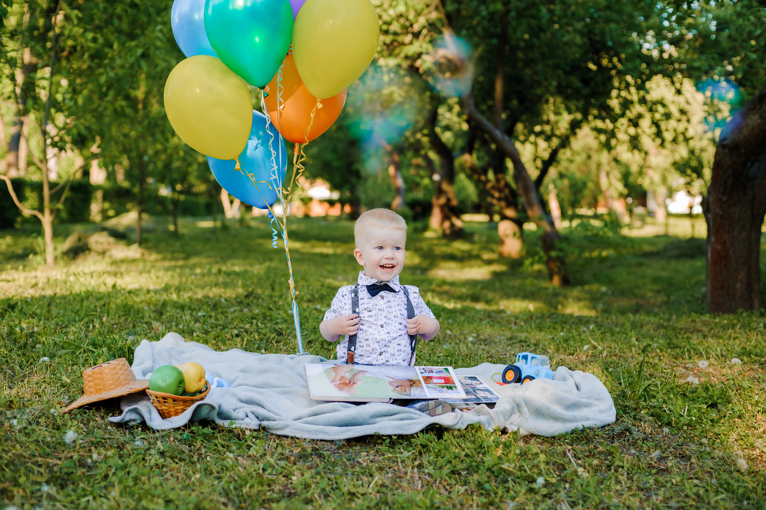 Детский и семейный фотограф в Рязани Валя Лялина. Фотограф новорождённых в Рязани, фотосъемка выписки из роддома, крещен