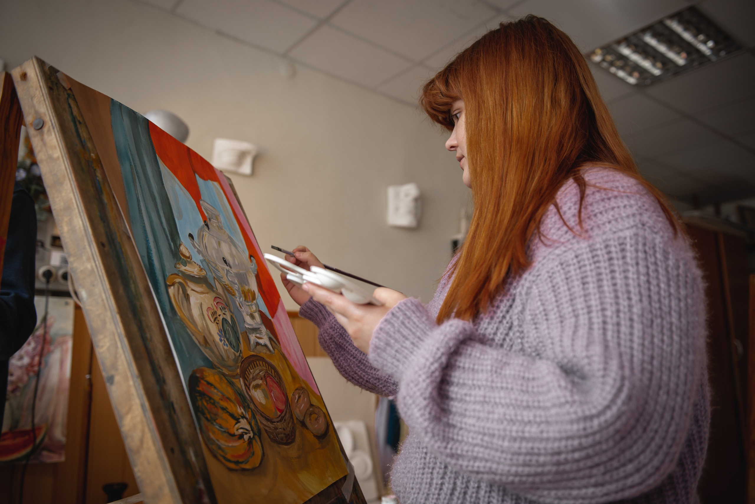 В мастерской. Фотограф Алёна Липатова. Репортаж. Портрет. Москва