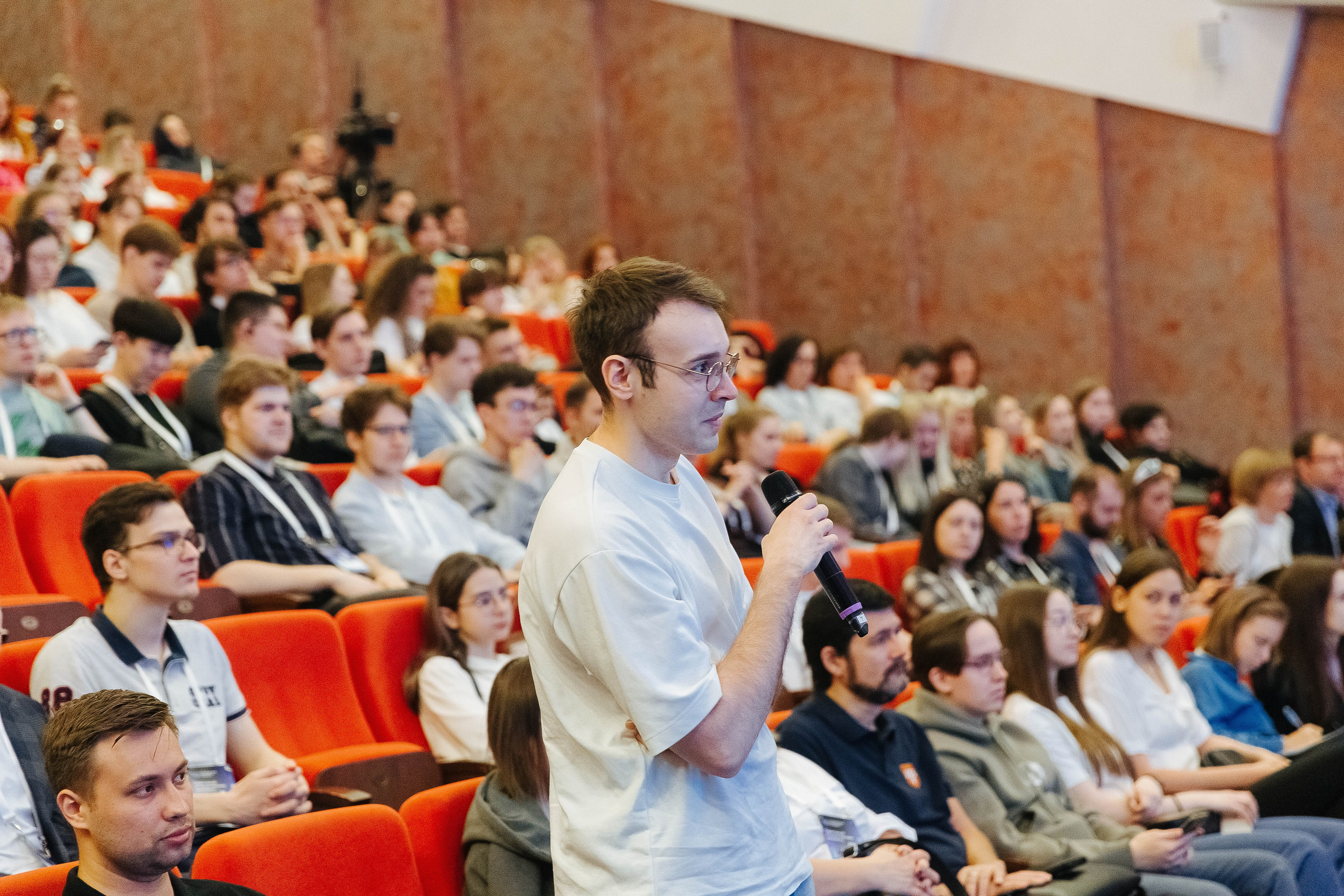 Сбер лекция по ИИ. Фотограф в Красноярске Любовь Малеева