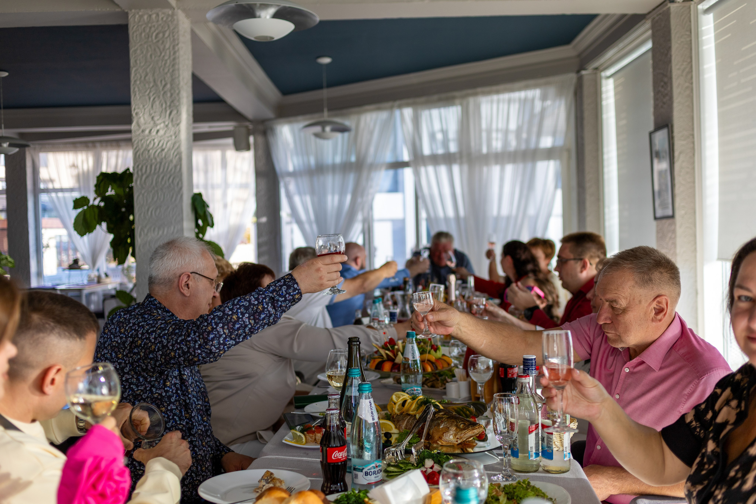 Юбилей в кафе «Парус». Репортажный фотограф Анапа