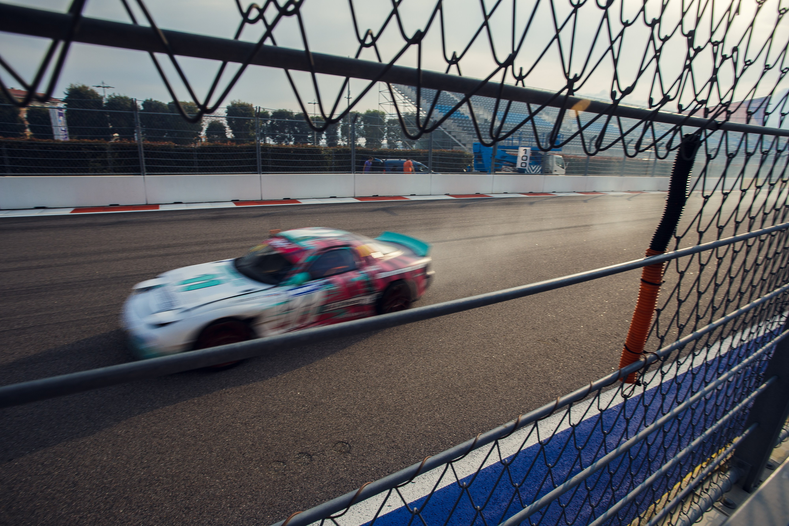 Спорт. Tony Mikhailov