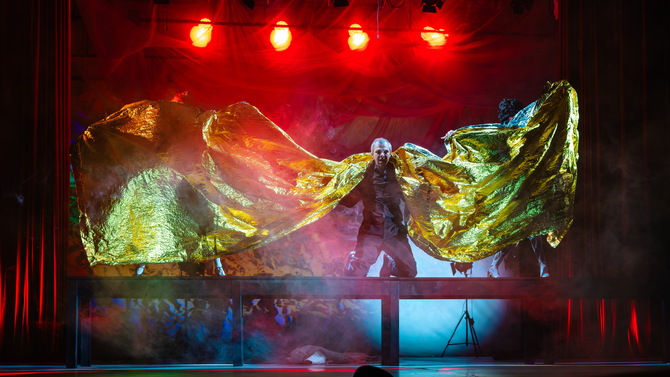 Театр Юного Зрителя «Маленькие трагедии». Фотограф Марк Файзулин