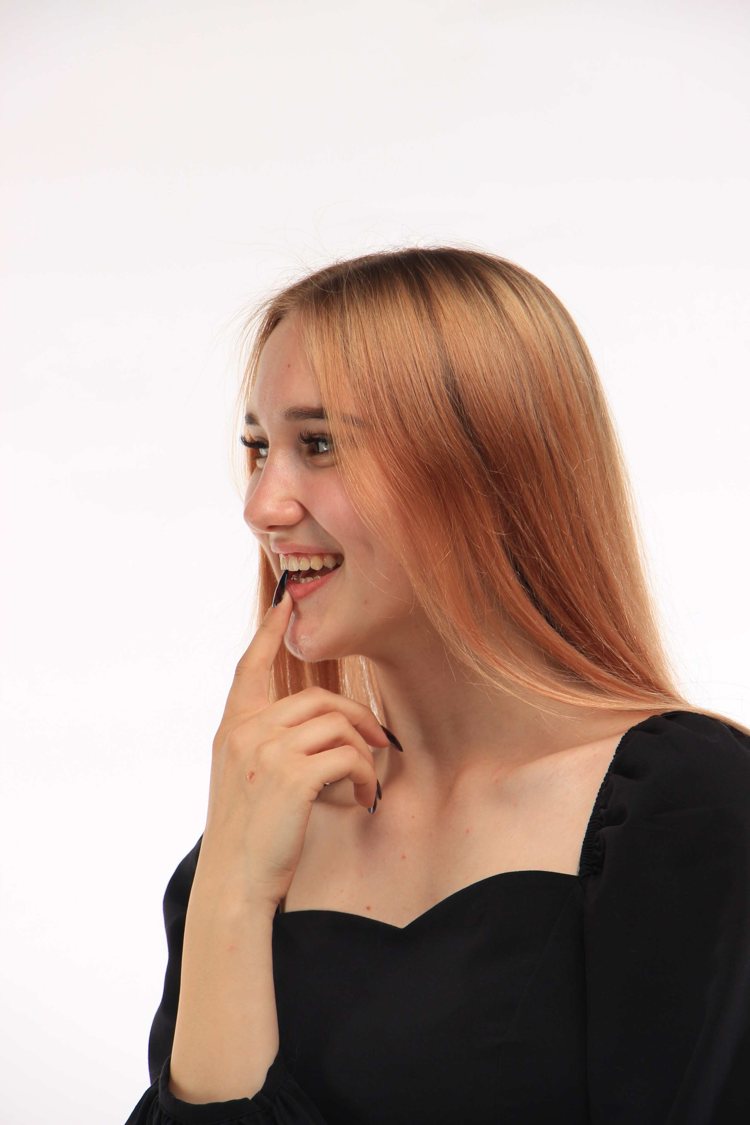 Кристина. Костюмер, художник кино и телевидения в спб