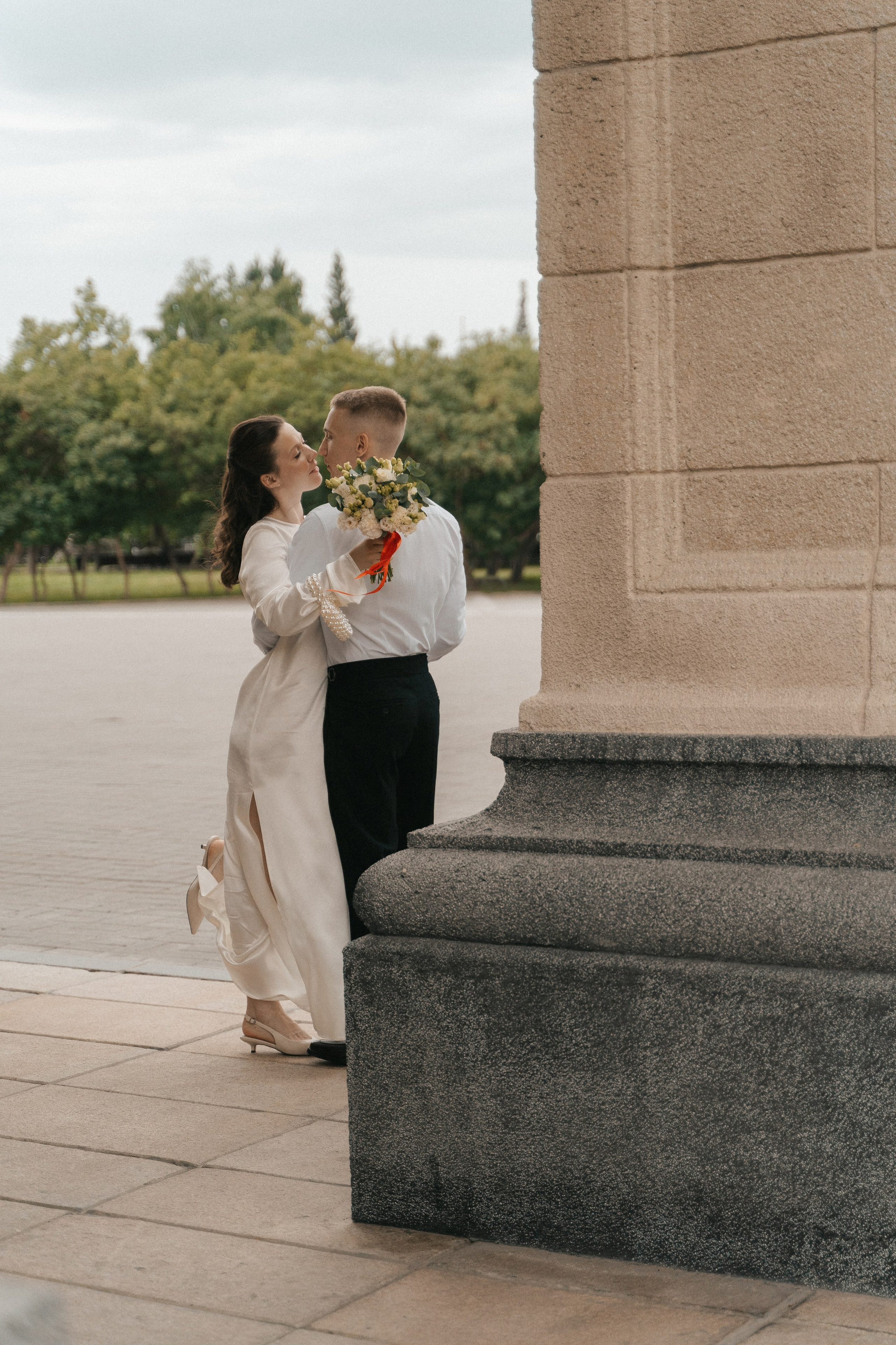 Никита и Аня в городе. Семейный, портретный фотограф Новосибирск. Оля Адова
