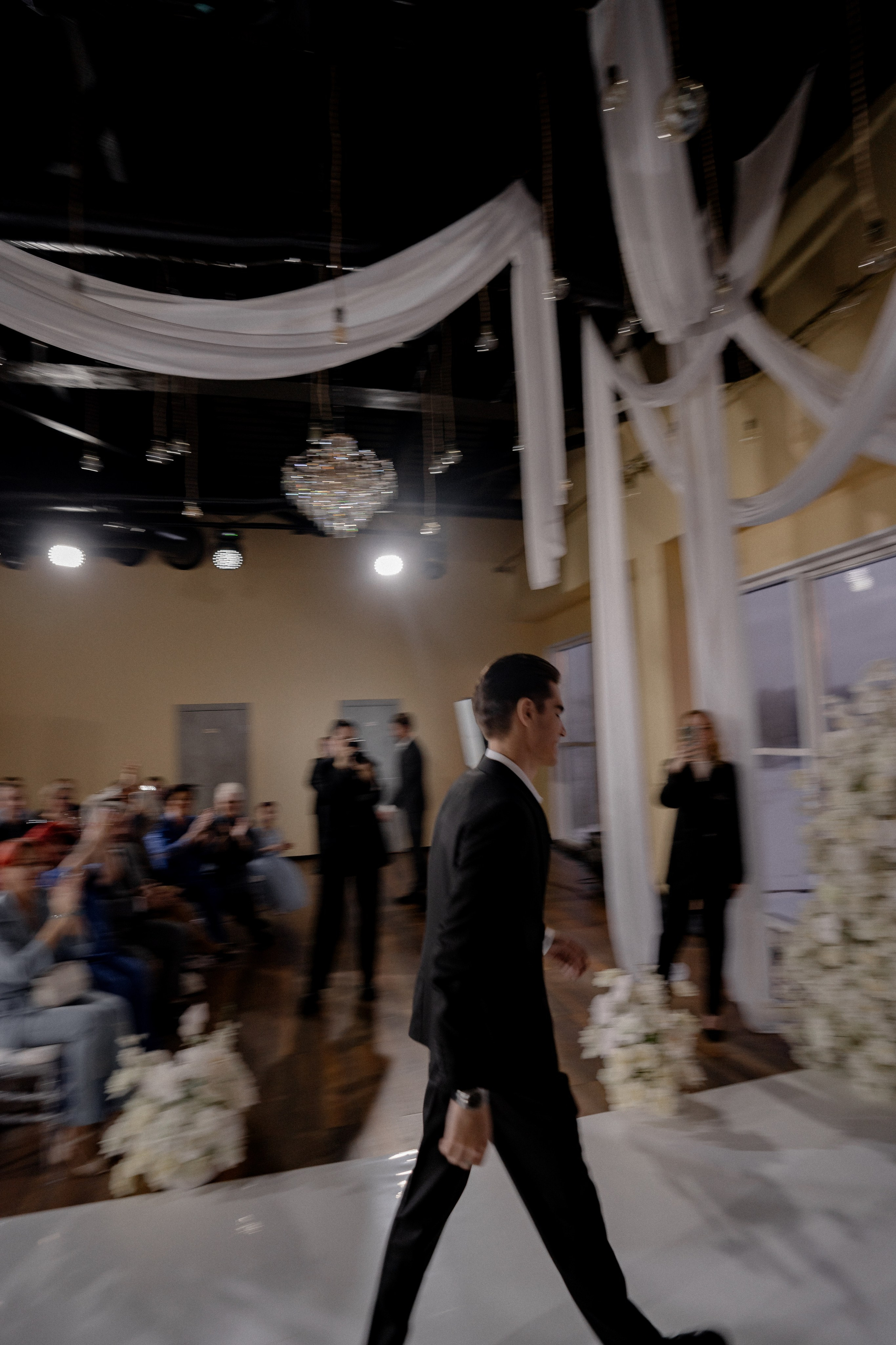 СВАДЕБНАЯ СЬЕМКА СБОРОВ В ОТЕЛЕ И ВЫЕЗД НА ЦЕРЕМОНИЮ (СНЯТО В СИБИРЕ В НИЖНЕВАРТОВСКЕ). Профессиональный фотограф, Санкт-Петербург — Виктория Богомолова