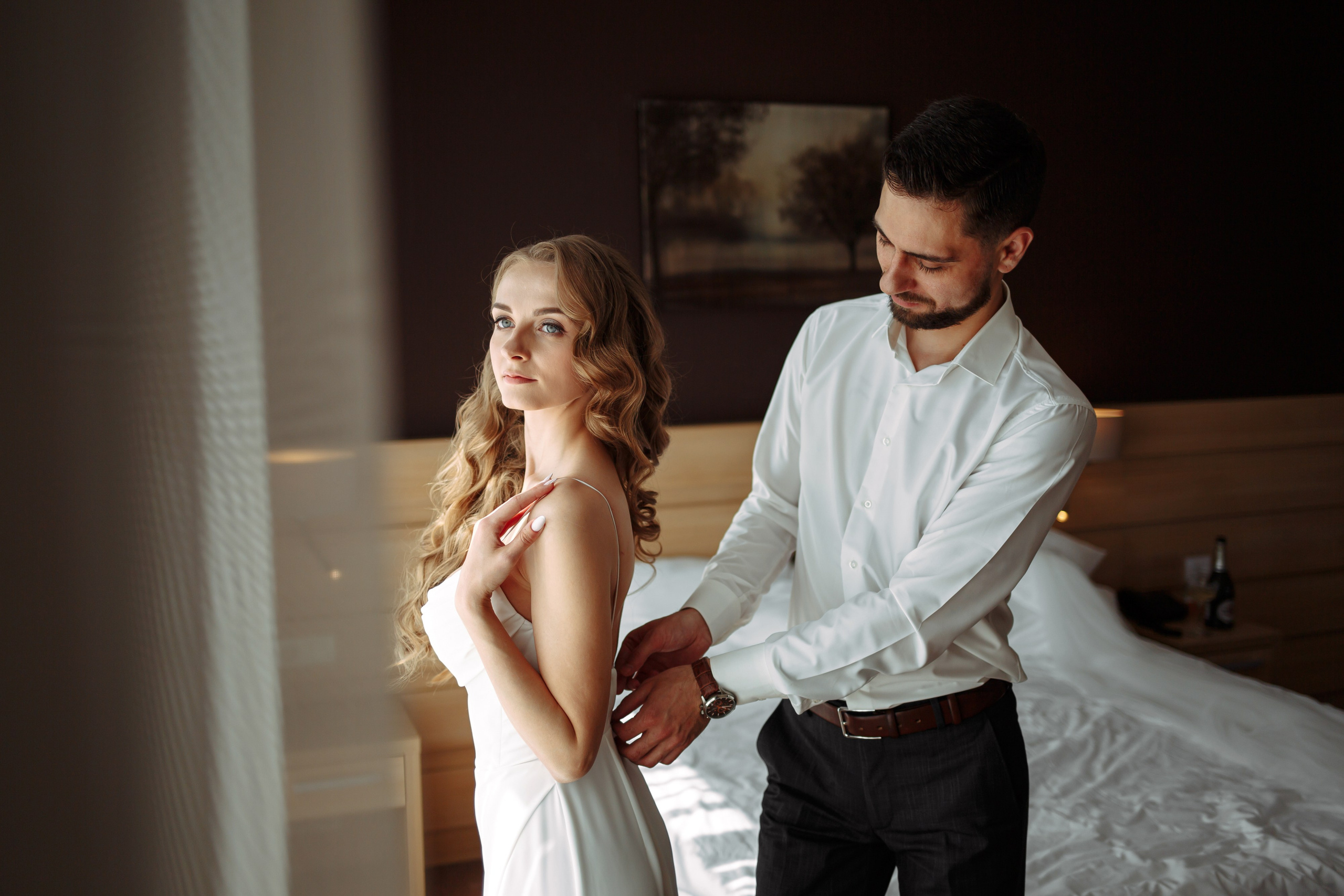 Свадебная фотосессия с кабриолетом и в загородном клубе Artiland. Свадебный фотограф Москва и МО Сергей Киржаев