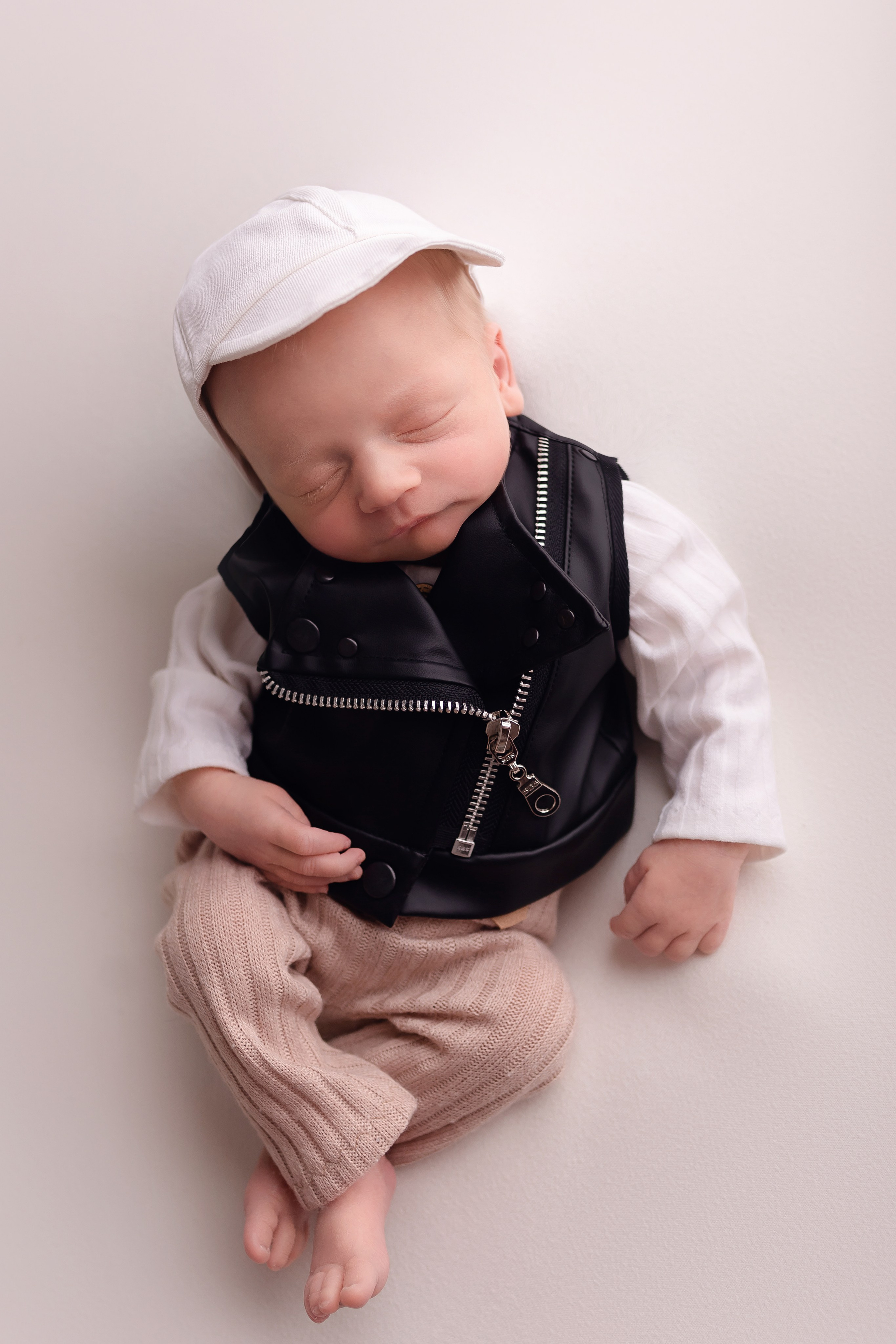 Дракончик. Фотограф Новорожденных и беременности г. Тюмень