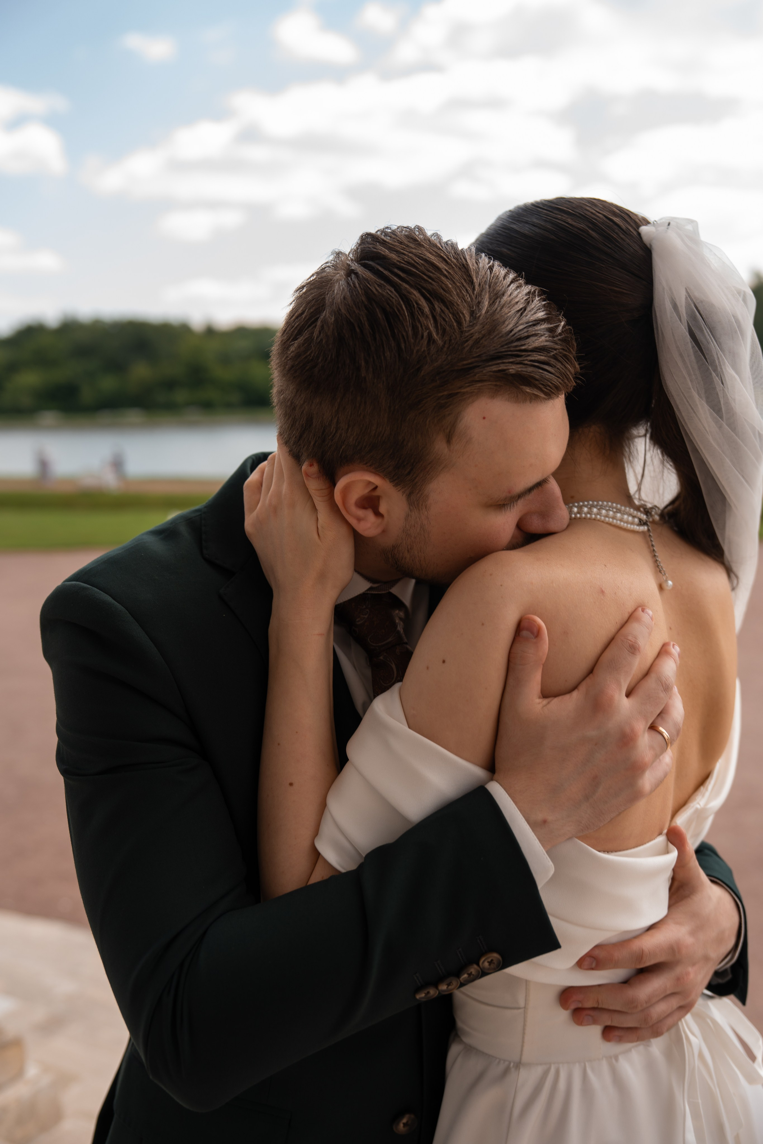 Влад и Илина в Кусково. Свадебный фотограф в Москве Анна Полушина
