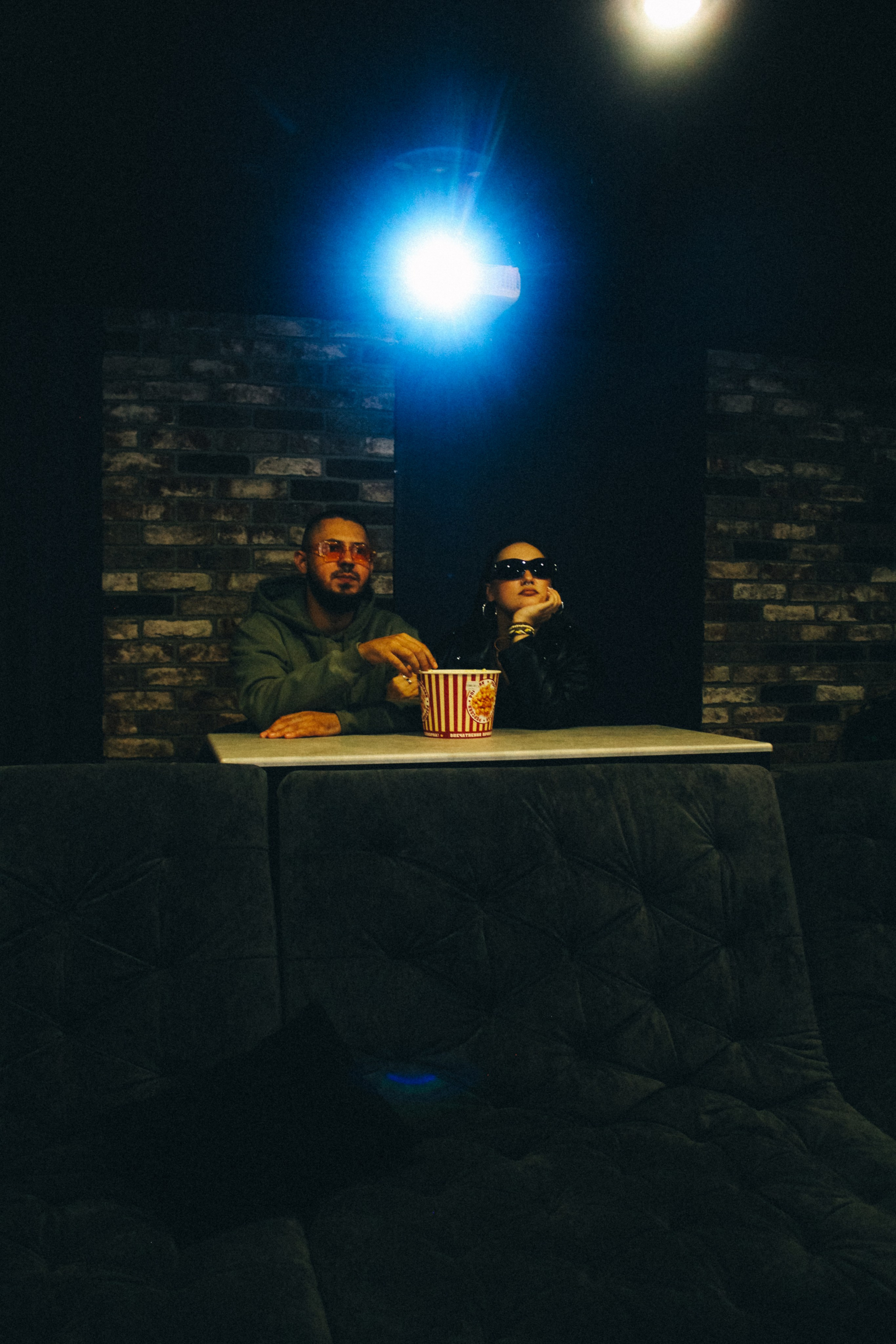 Кинотеатр. Семейный фотодуэт Ирина и Николай Власьевы. Фотосессии в Новосибирске