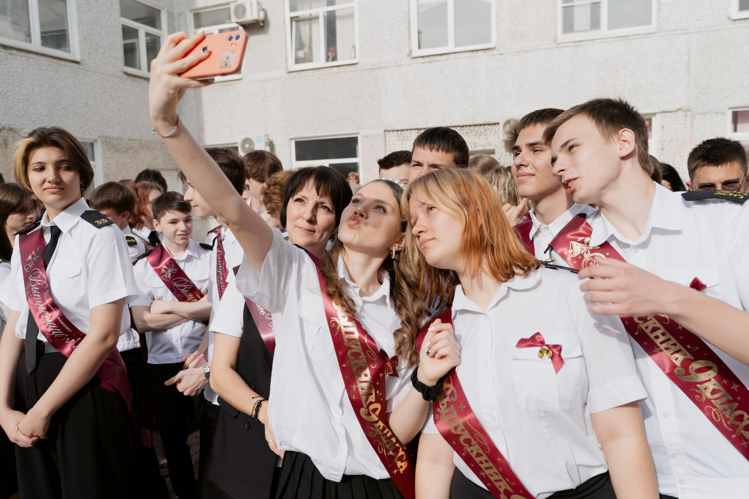 9 класс 33 школа. Выпускные альбомы Натальи Бутко: Новороссийск, Анапа, Геленджик