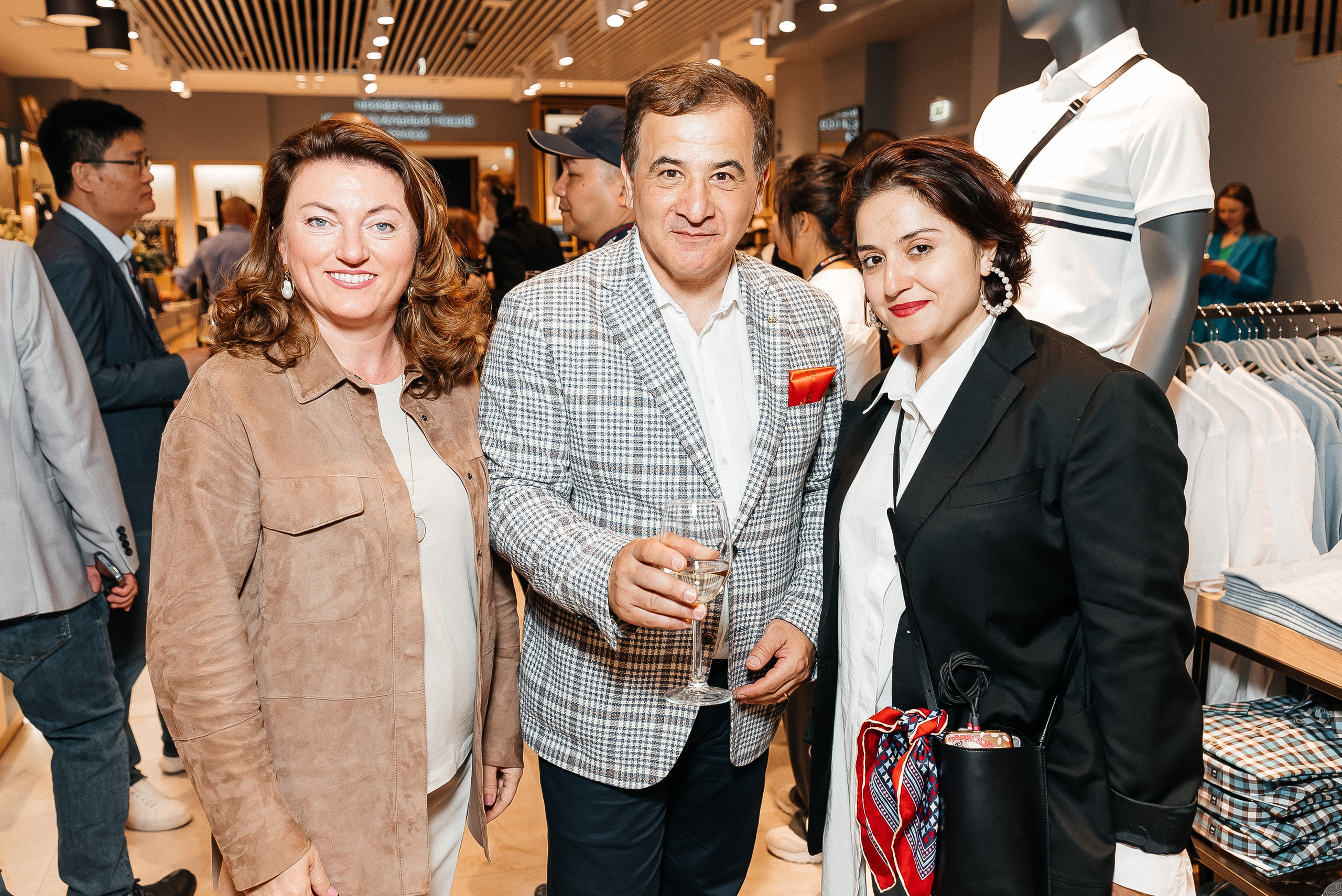 Henderson. Павел Краснов — Свадебный и репортажный фотограф в Москве