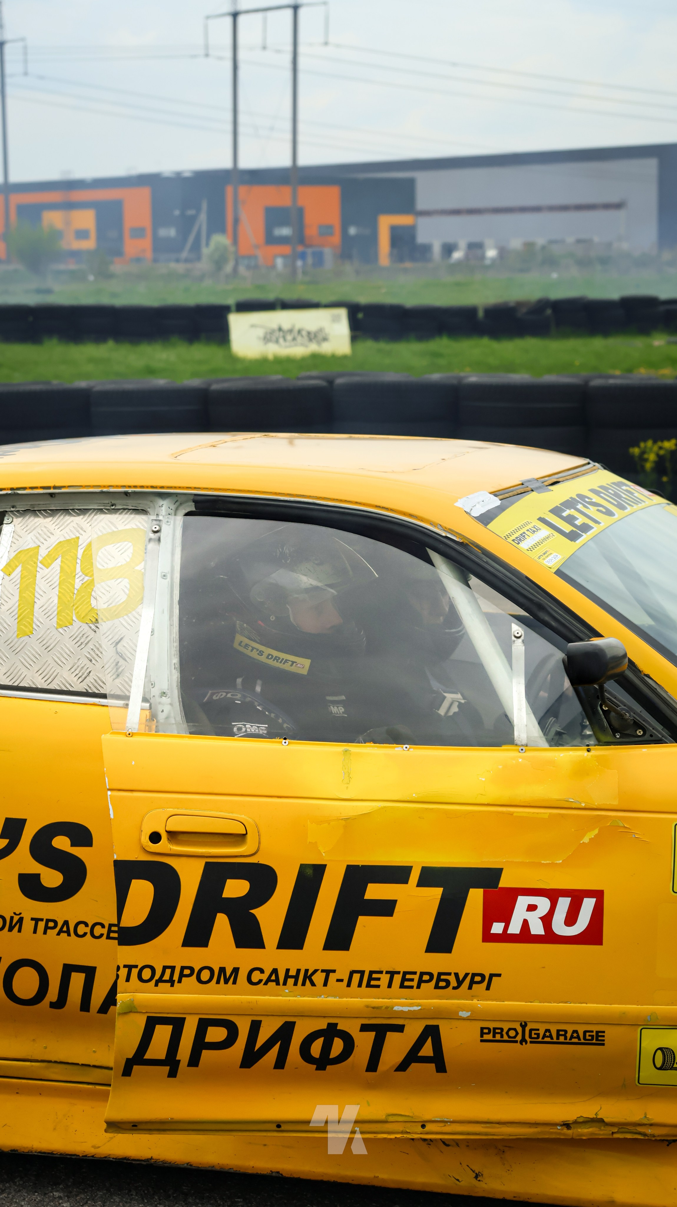 Let's Drift. Photo-nk