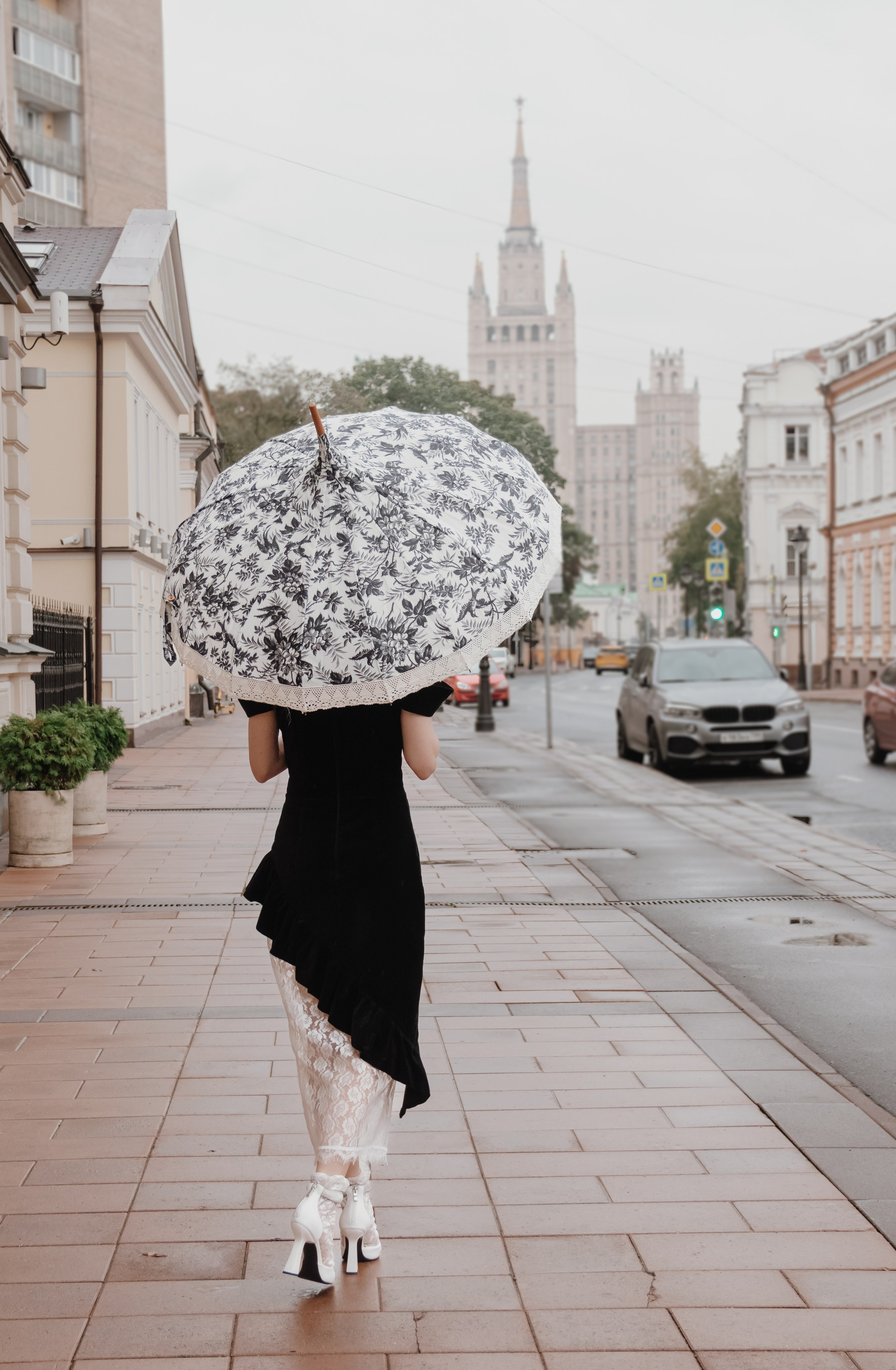 Under umbrella. Наталия Фролова. Фотограф. Москва