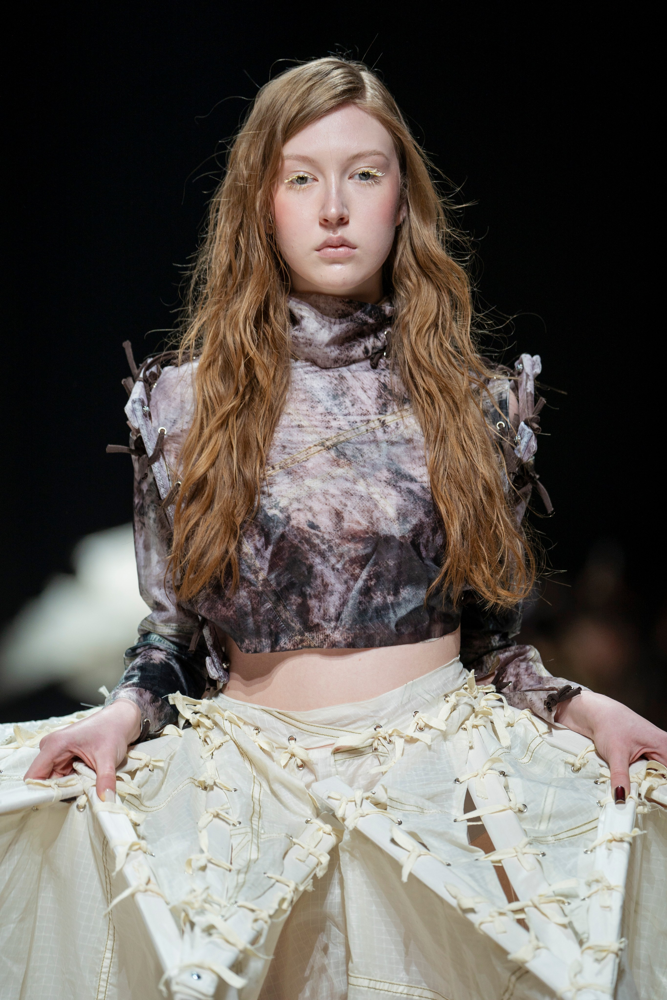 Показ Школы дизайна НИУ ВШЭ на Московской неделе моды. Фотограф в Москве Савкина Евгения