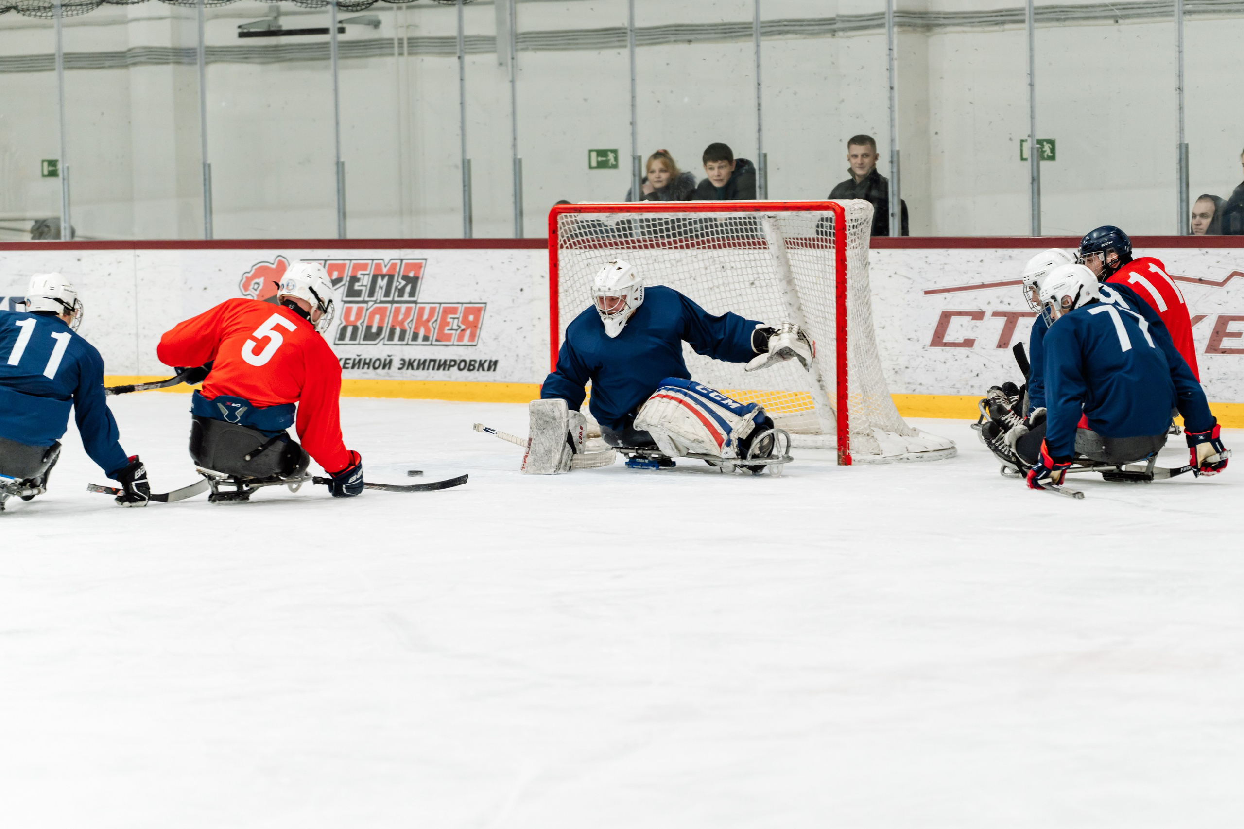Игра в следж хоккей приуроченная 23.02.26 в арене Сталкер