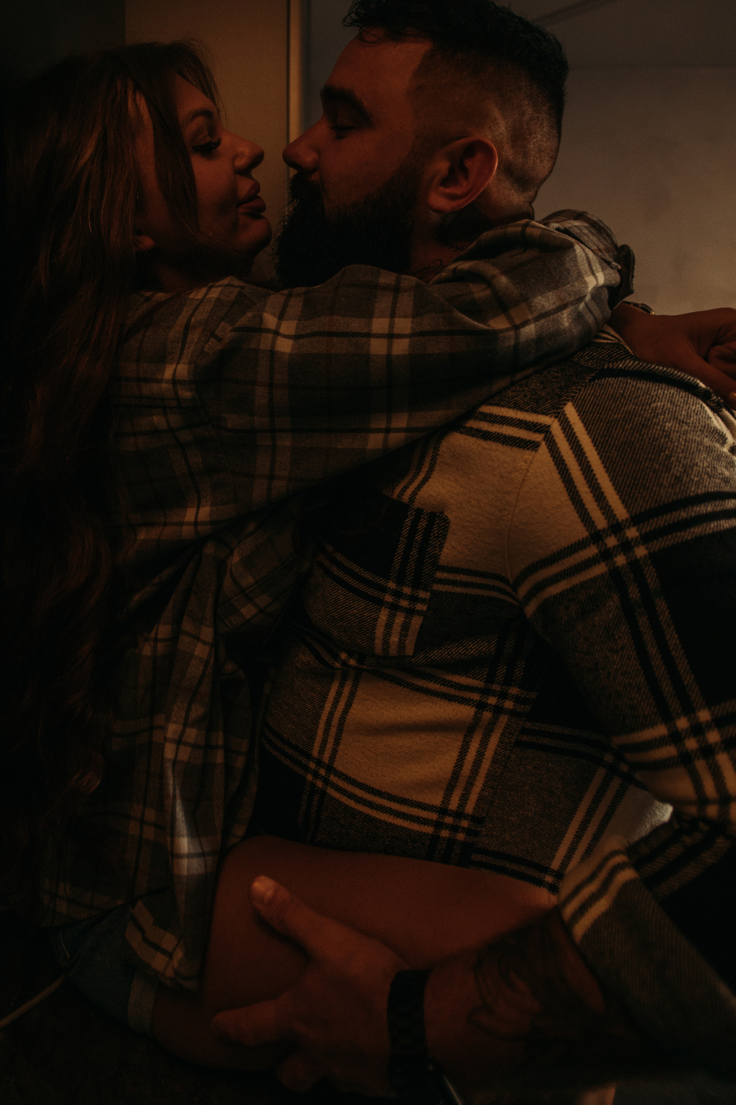 Домашняя съемка love story. Венера Гайн. Репортажный фотограф  Тюмень. Обучение фотографии с 0