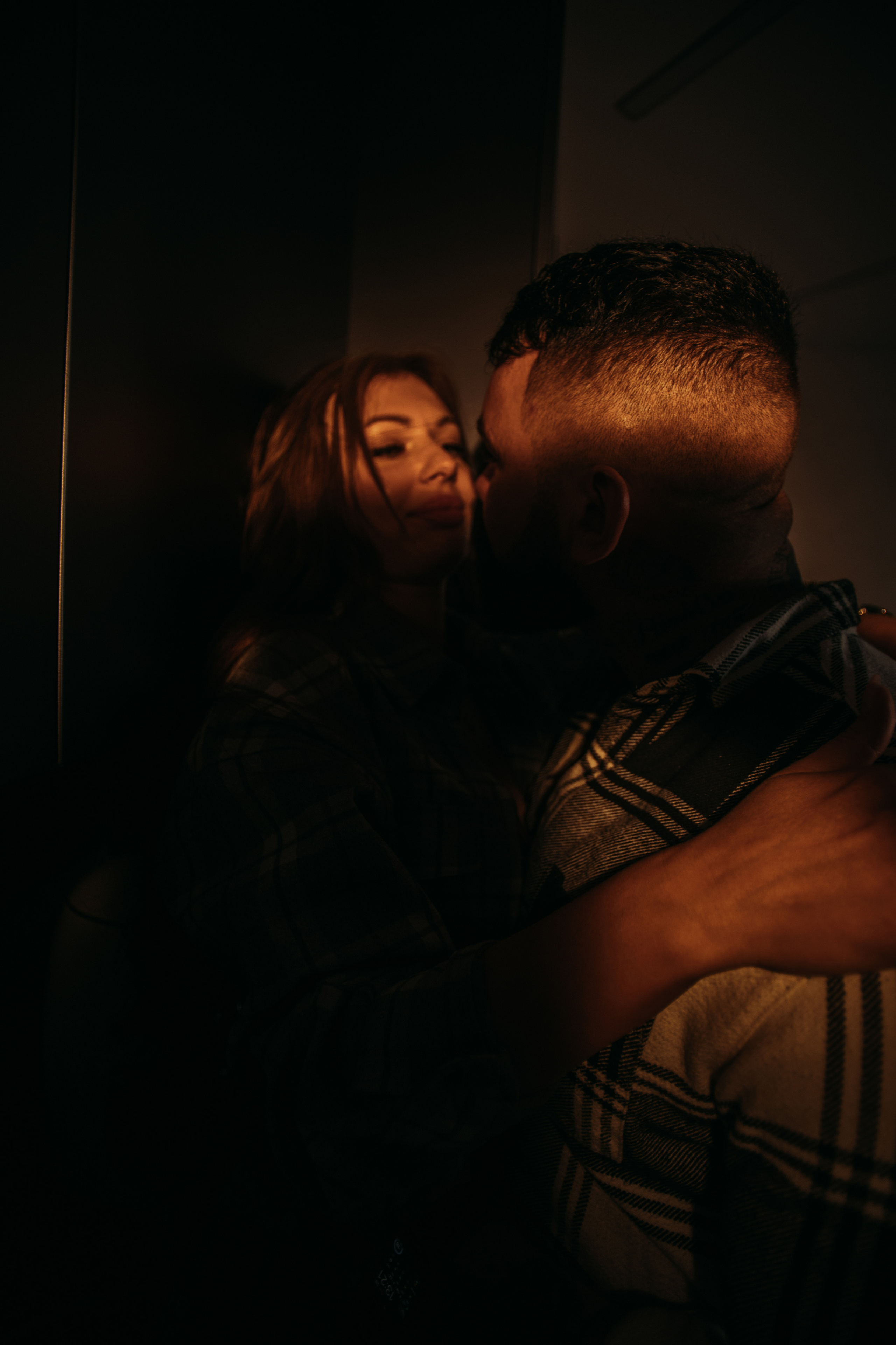 Домашняя съемка love story. Венера Гайн. Репортажный фотограф  Тюмень. Обучение фотографии с 0