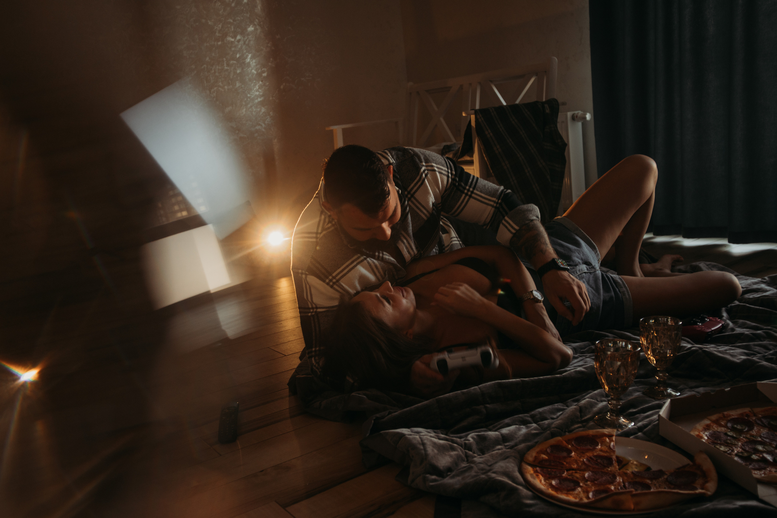 Домашняя съемка love story. Венера Гайн. Репортажный фотограф  Тюмень. Обучение фотографии с 0