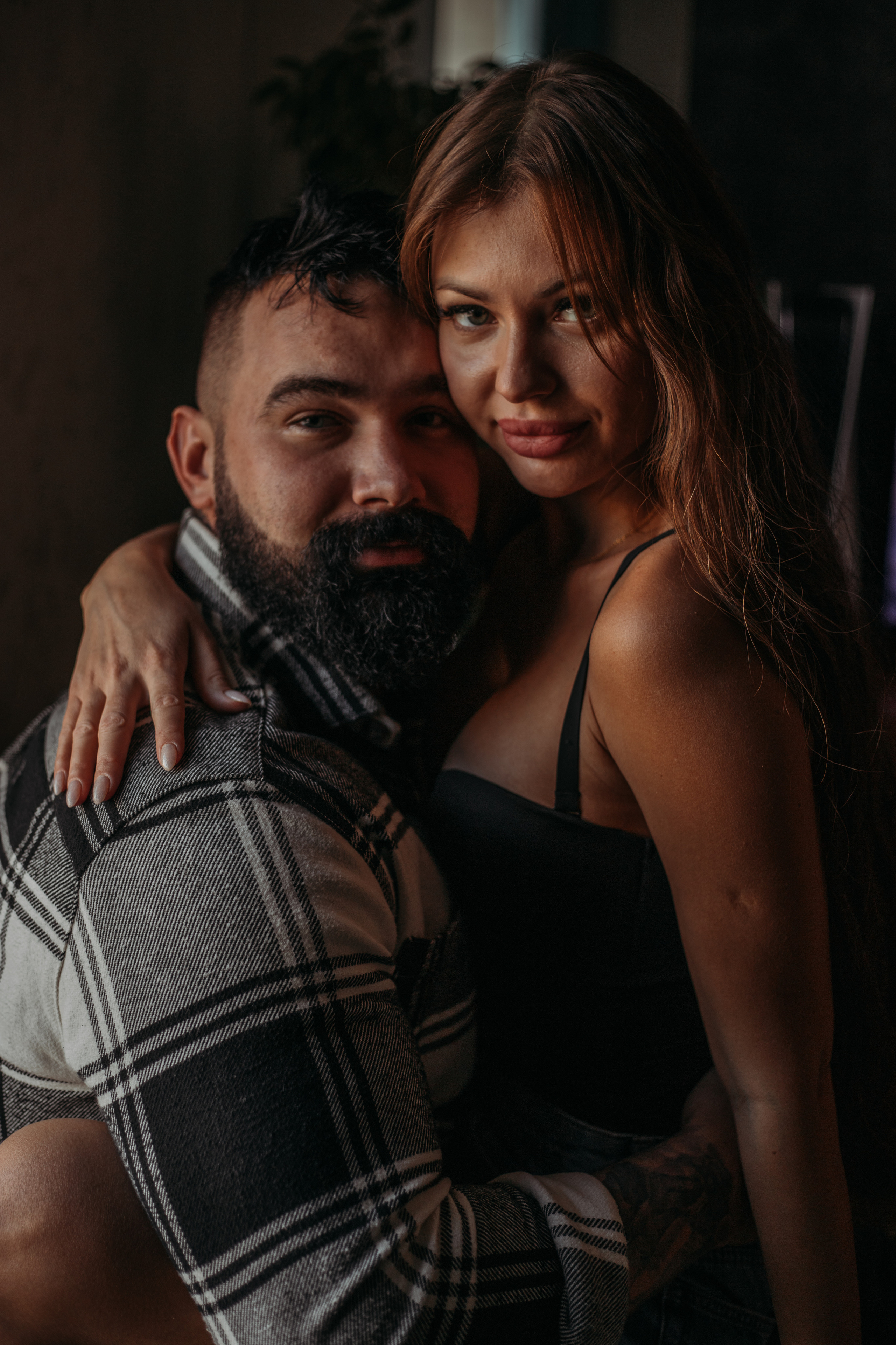 Домашняя съемка love story. Венера Гайн. Репортажный фотограф  Тюмень. Обучение фотографии с 0