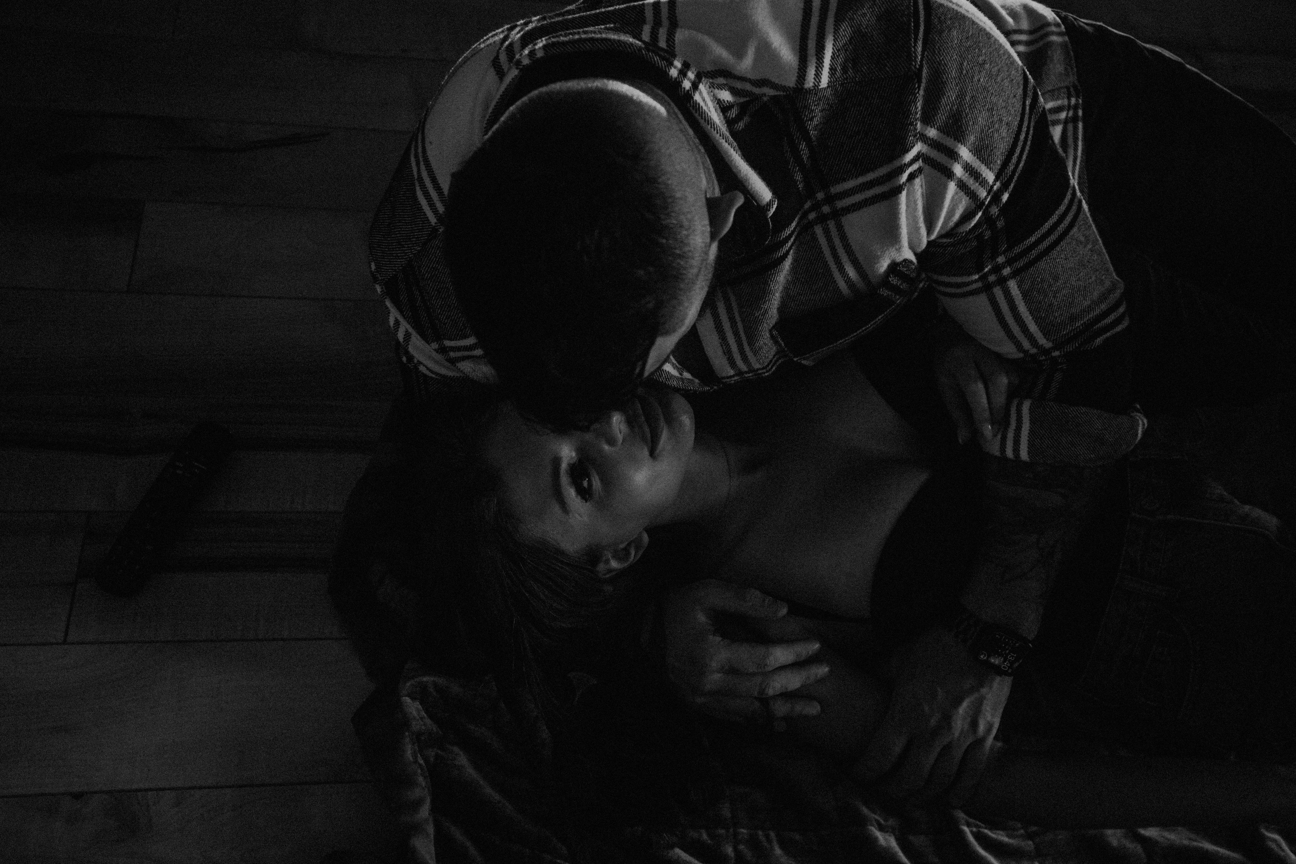 Домашняя съемка love story. Венера Гайн. Репортажный фотограф  Тюмень. Обучение фотографии с 0